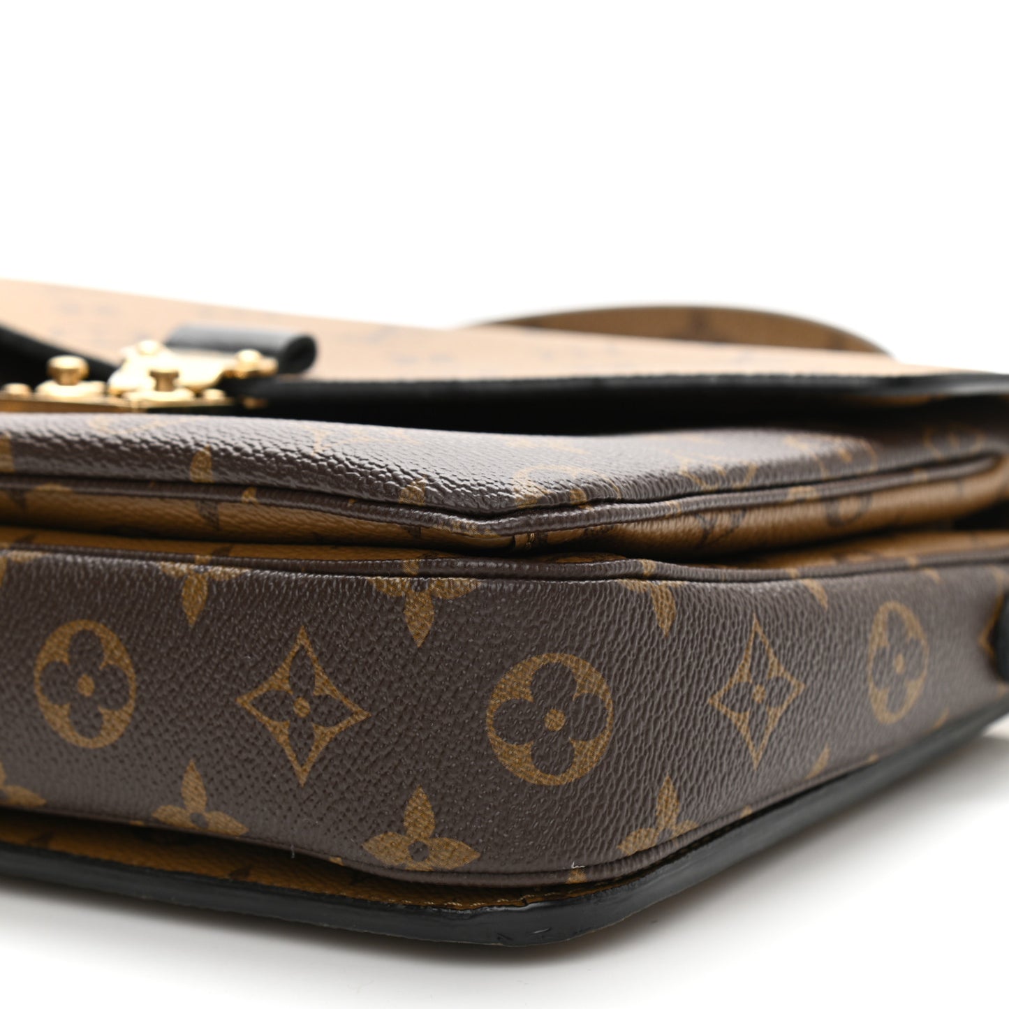Reverse Monogram Pochette Metis