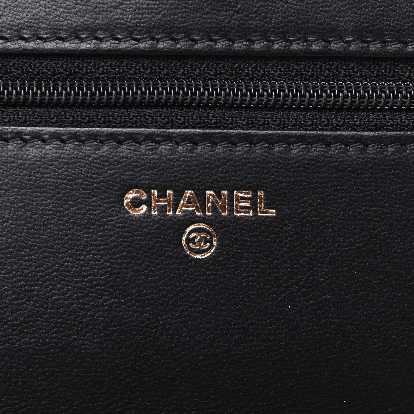Lambskin Quilted Wallet On Chain WOC Black