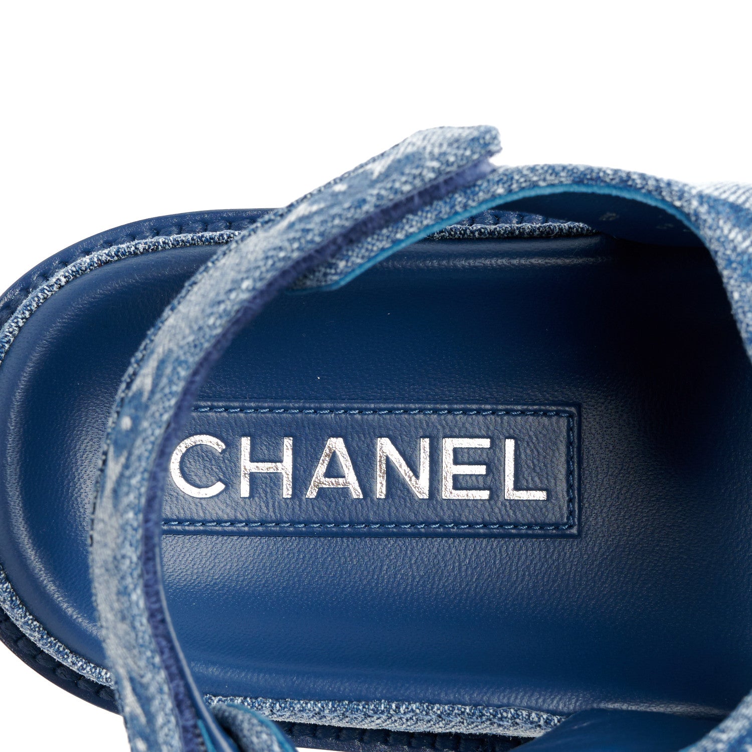 Chanel Denim CC Dad Sandals 39 Blue 1664919 – FASHIONPHILE
