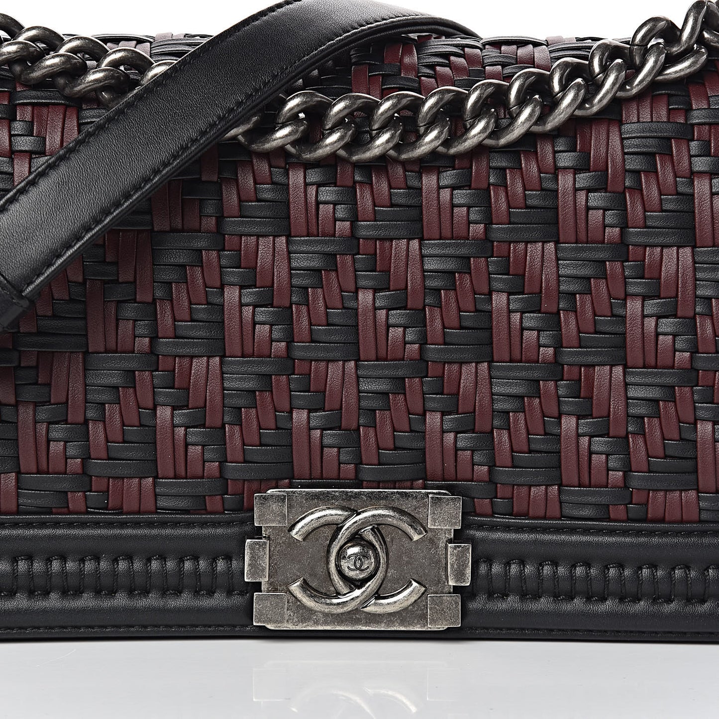 Calfskin Woven Medium Boy Flap Black Burgundy
