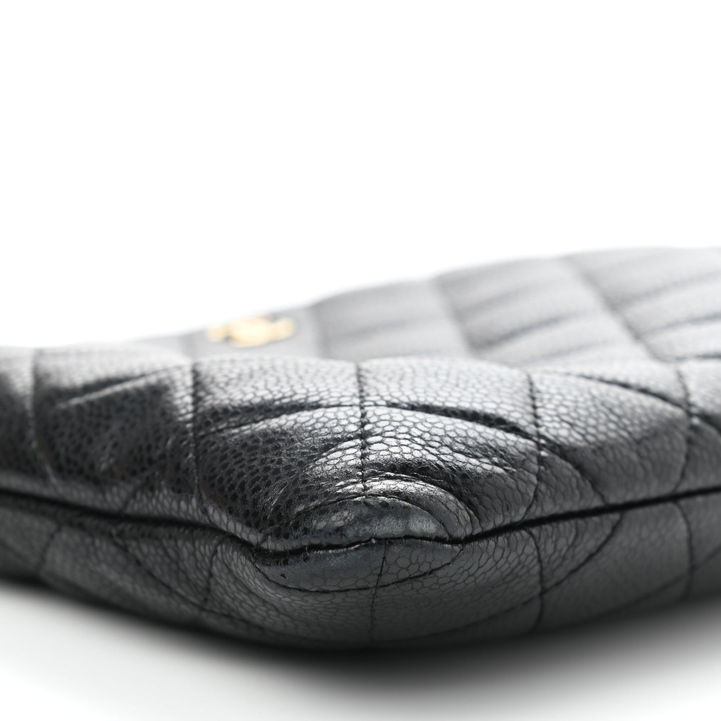 Caviar Quilted Medium Cosmetic Case Black