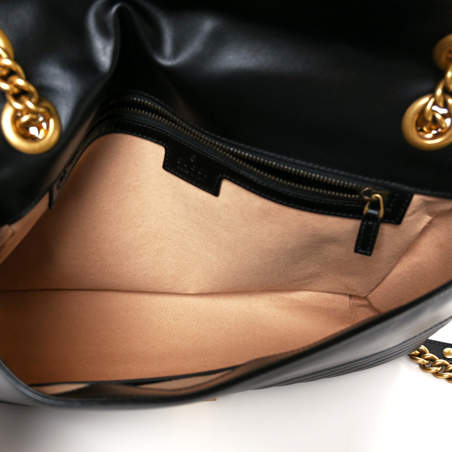 Calfskin Matelasse Medium GG Marmont Shoulder Bag Black