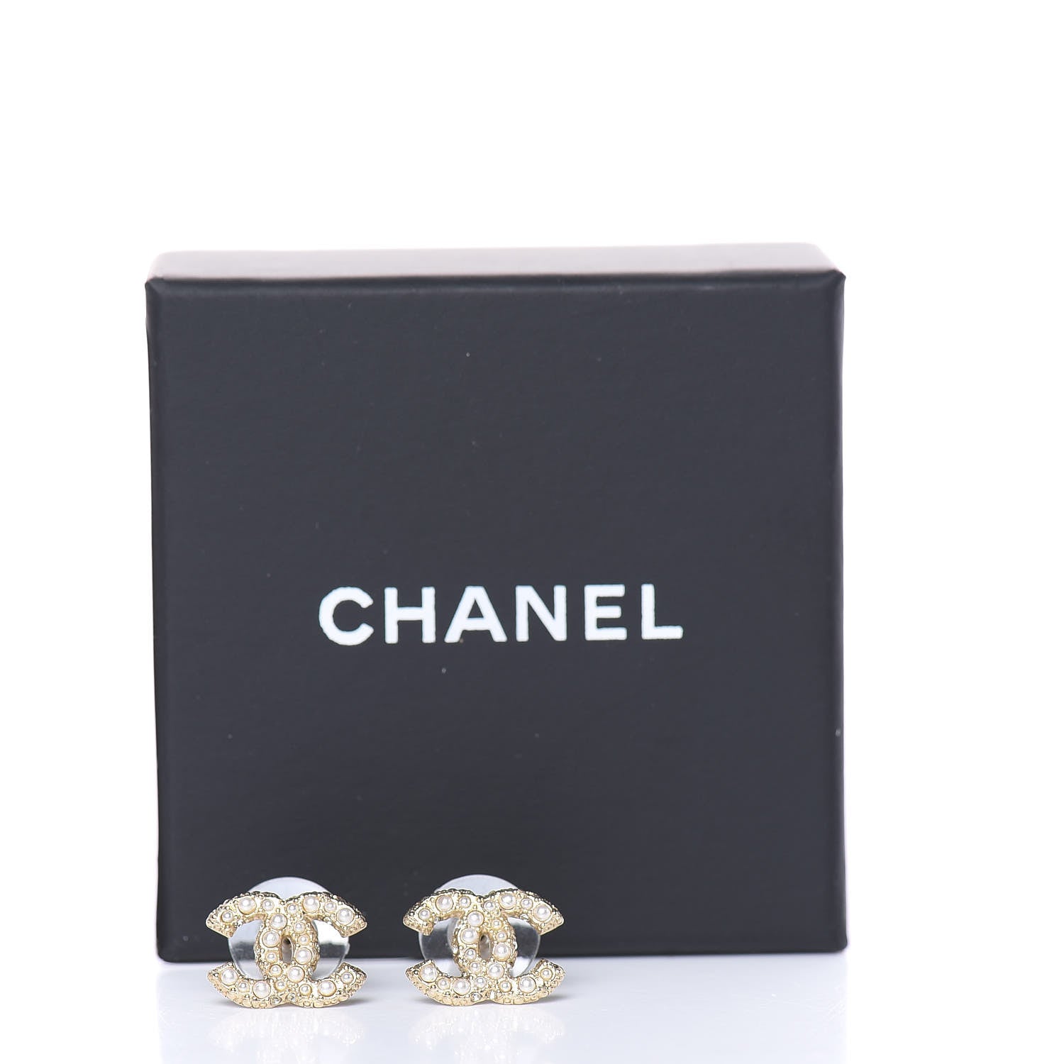 Chanel Pearl CC Earrings Light Gold 5 of 5