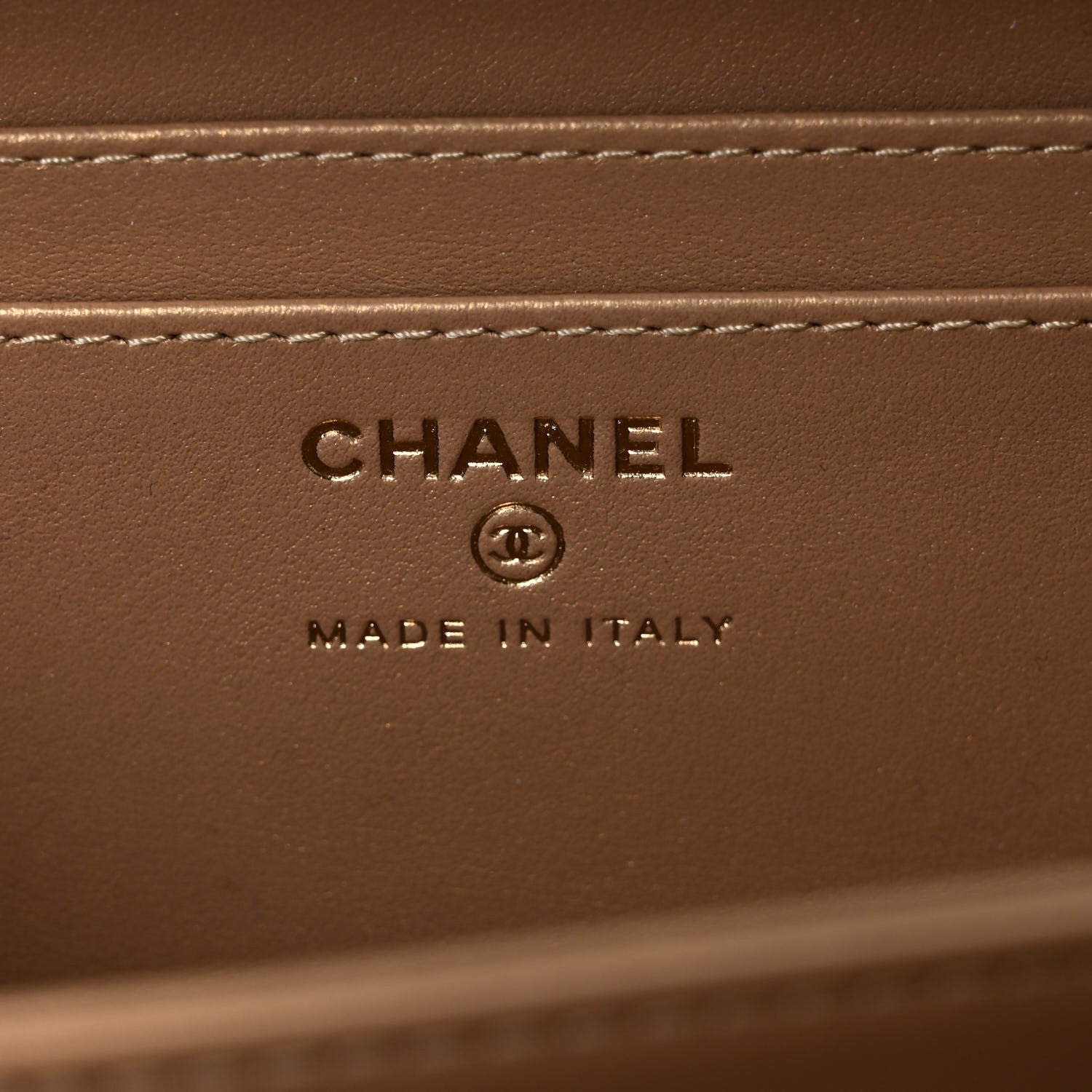 Chanel Lambskin Quilted Golden Plate Clutch With Chain White 6 of 20