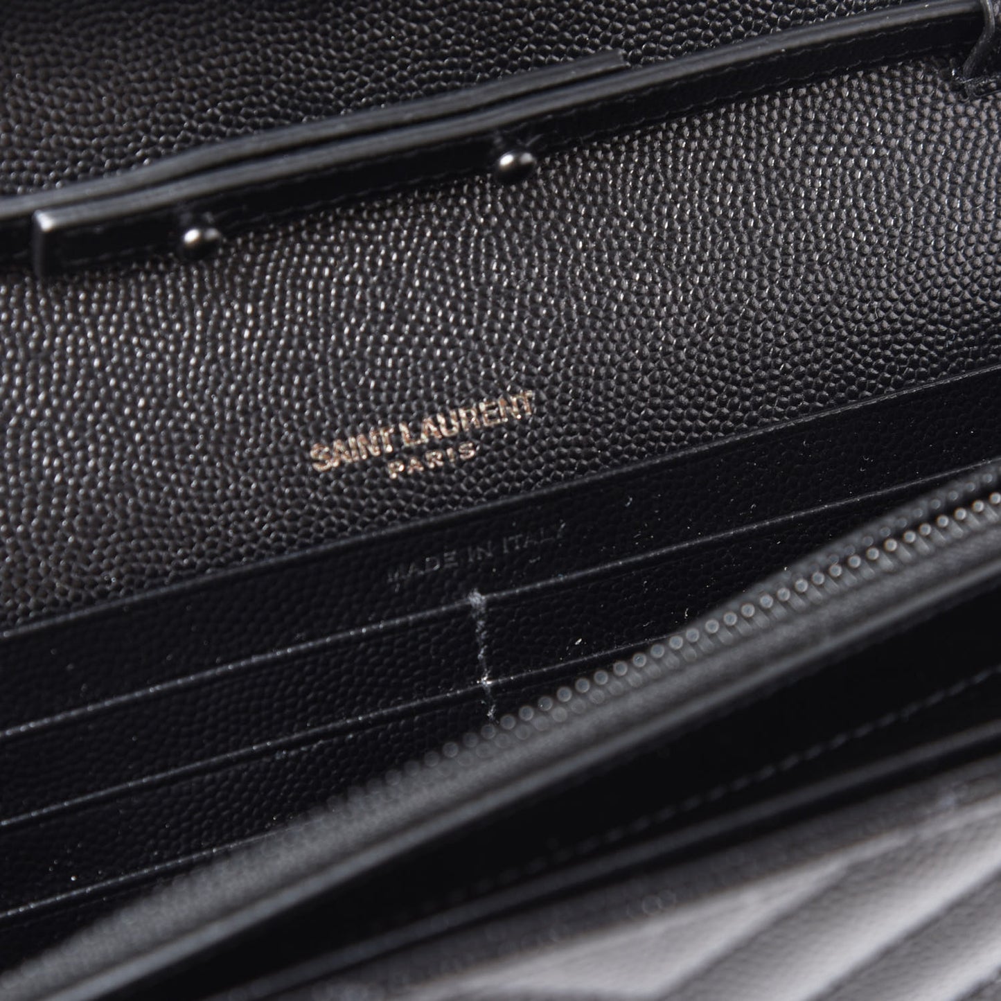 Grain De Poudre Matelasse Chevron Monogram Chain Wallet Black