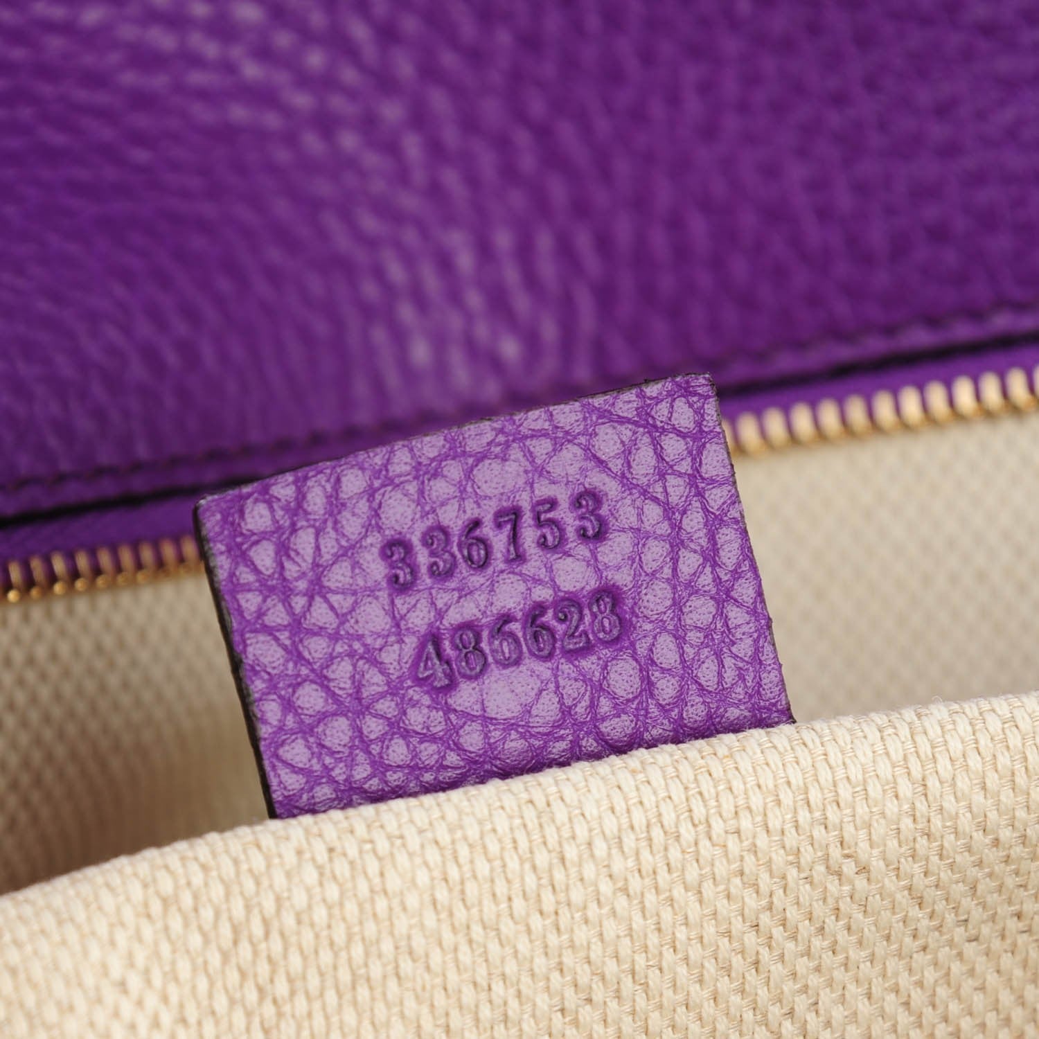 Gucci Pebbled Calfskin Medium Soho Clutch Shine Purple 7 of 7