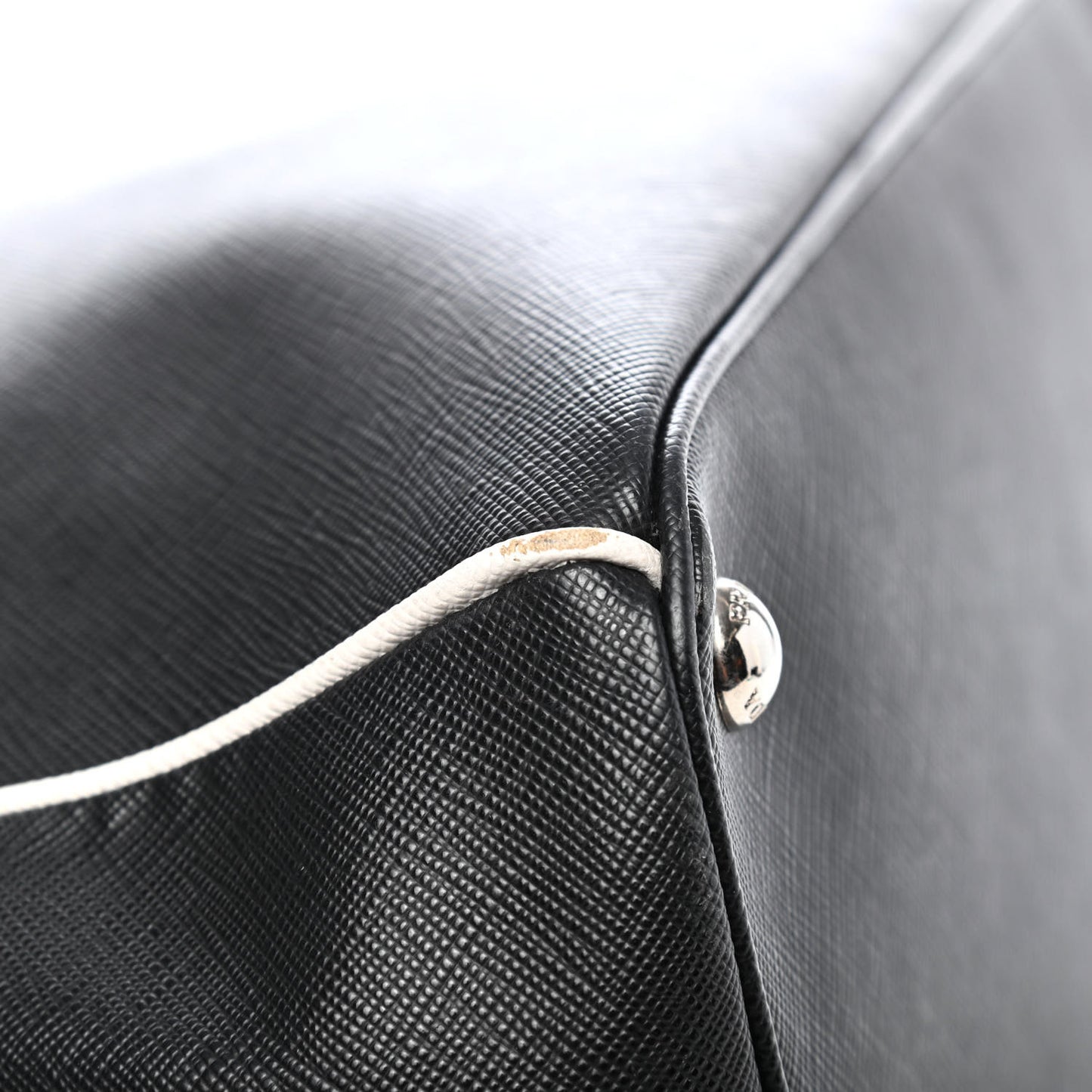 Saffiano Medium Galleria Double Zip Tote Black Talco