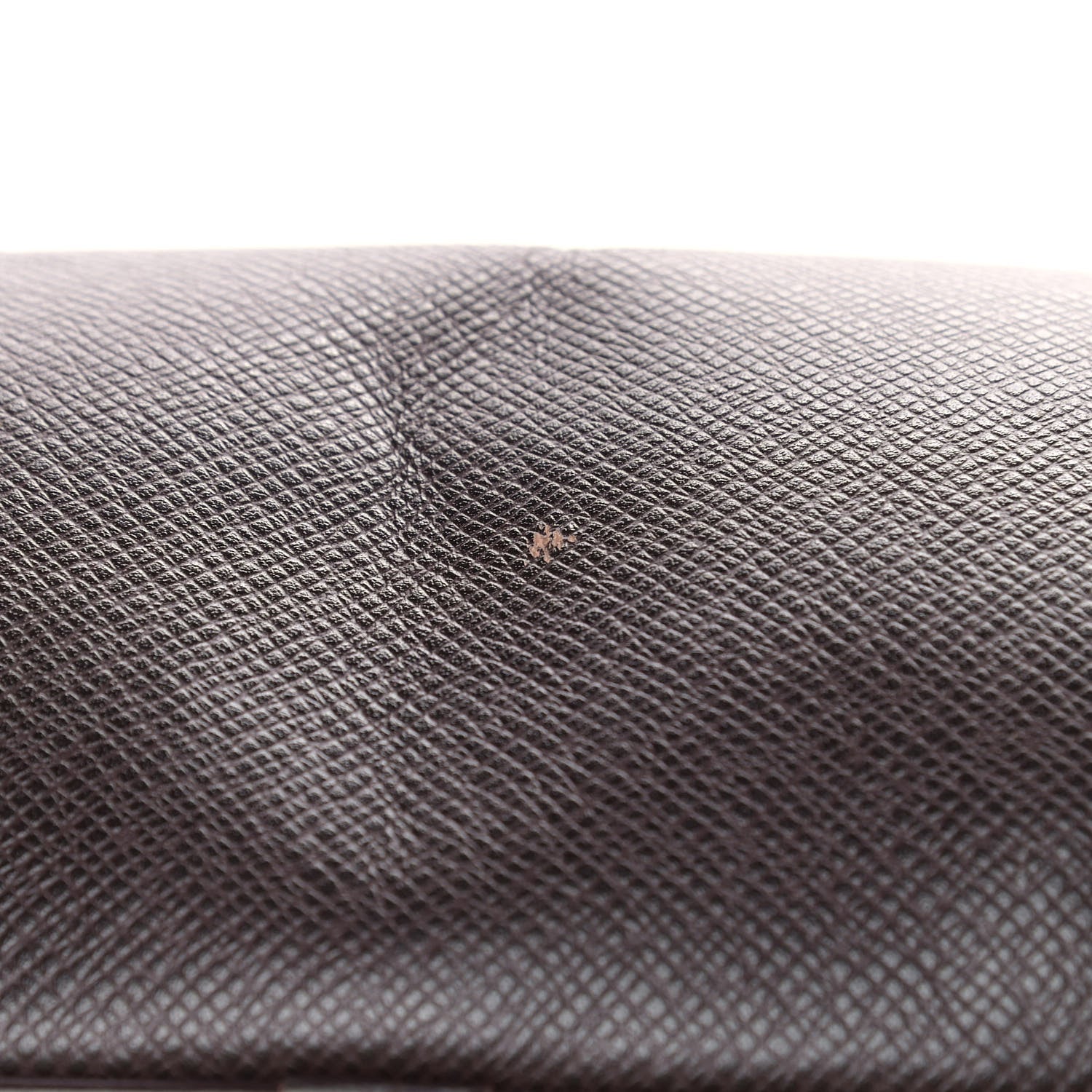 Louis Vuitton Taiga Kendall PM Acajou 29 of 31