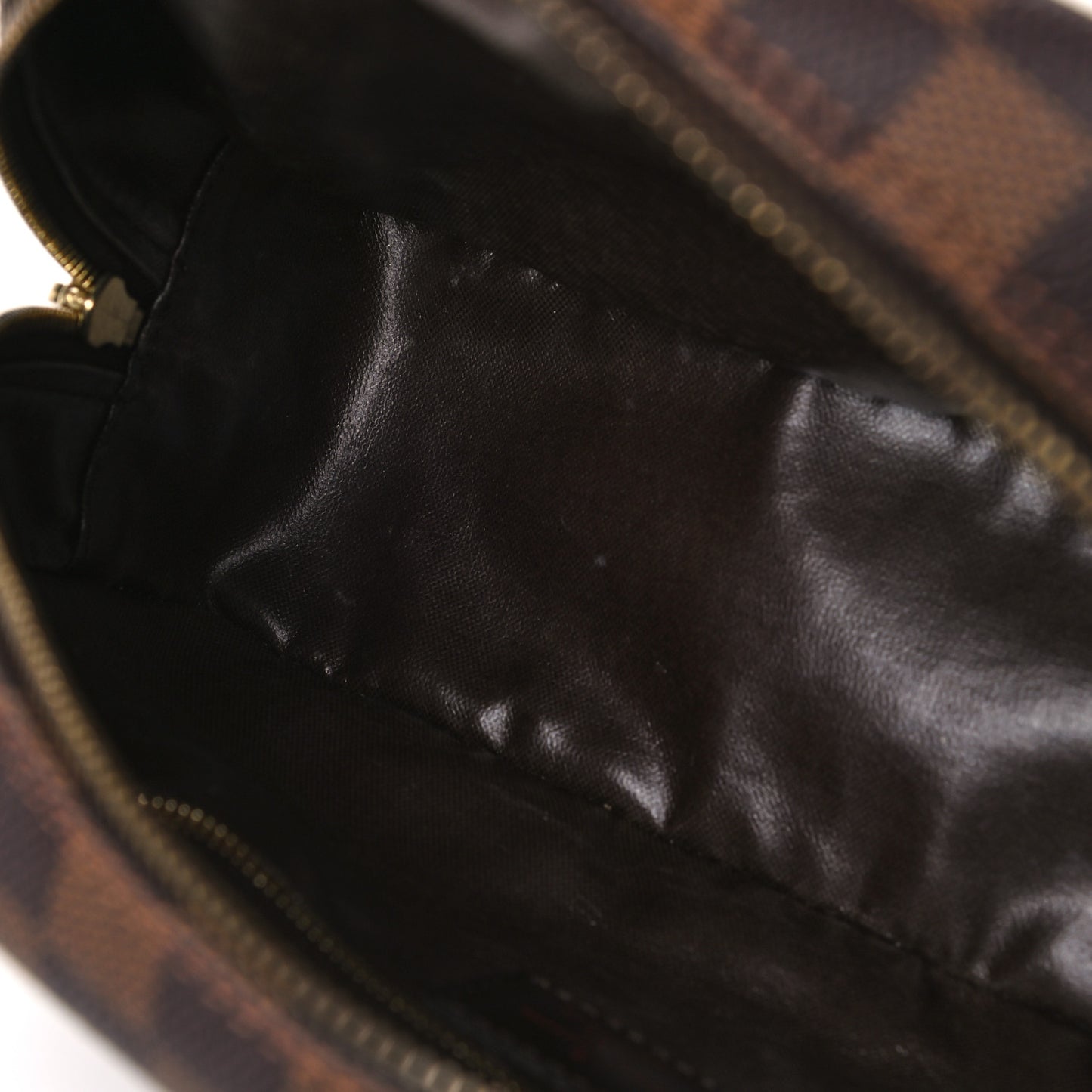 Damier Ebene Toiletry Bag 25