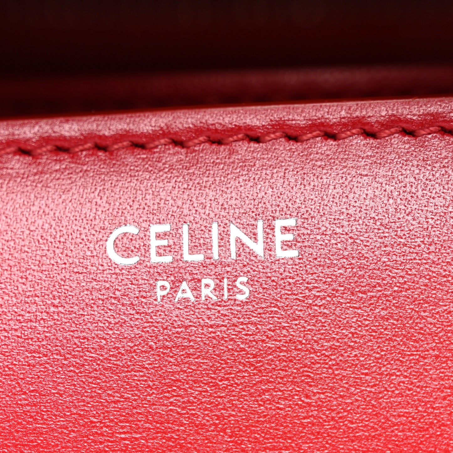 Box Calfskin Medium Classic Box Flap Bag Red