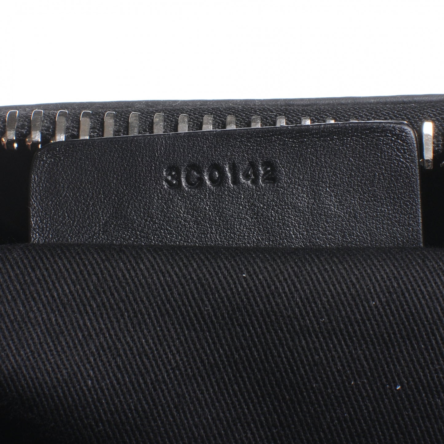 Smooth Calfskin Medium Bi-Color Antigona Black Green