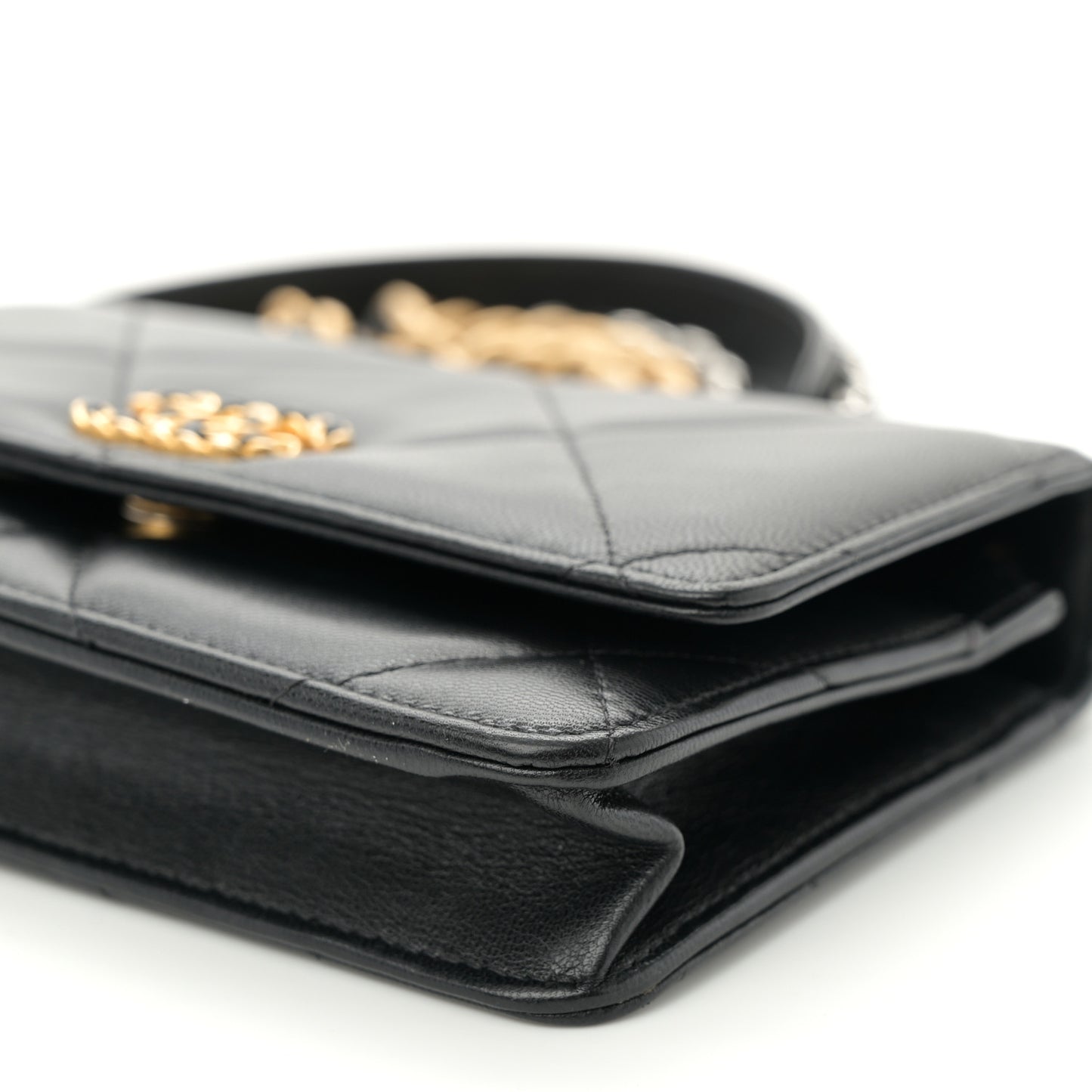Lambskin Quilted Chanel 19 Wallet On Chain WOC Black