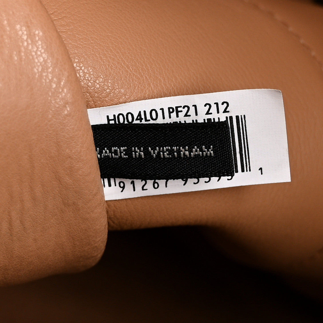 Marc Jacobs Grained Calfskin Medium The Tote Bag Argan Oil 8 of 17