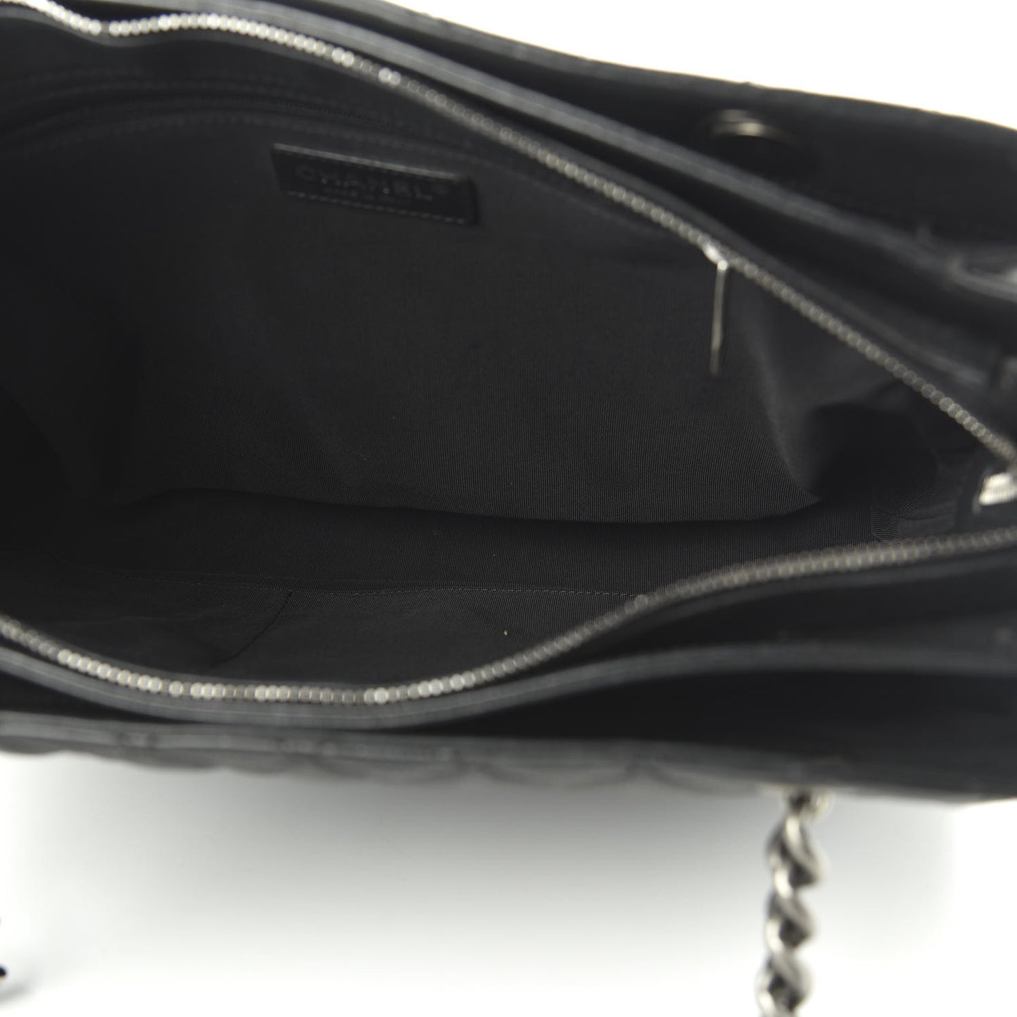 Caviar Quilted Medium Rock In Rome Tote Black