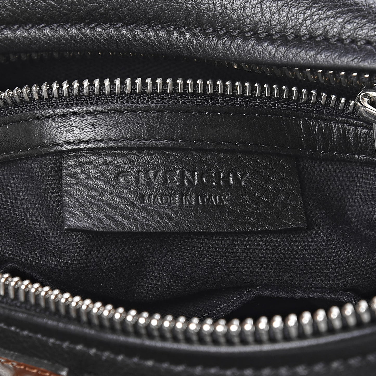 Calfskin Small Studded Pandora Black Brown