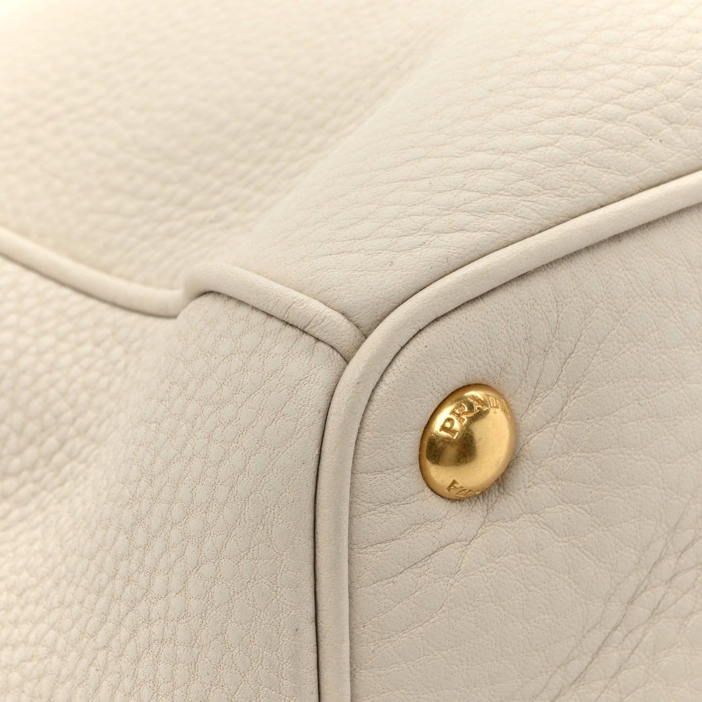 Vitello Daino Large Double Zip Tote Talco