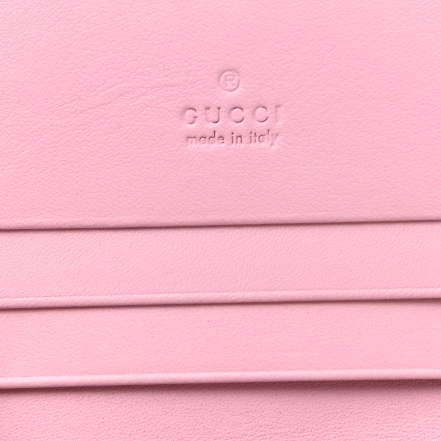 Gucci GG Supreme Monogram Strawberry Card Case 6 of 7