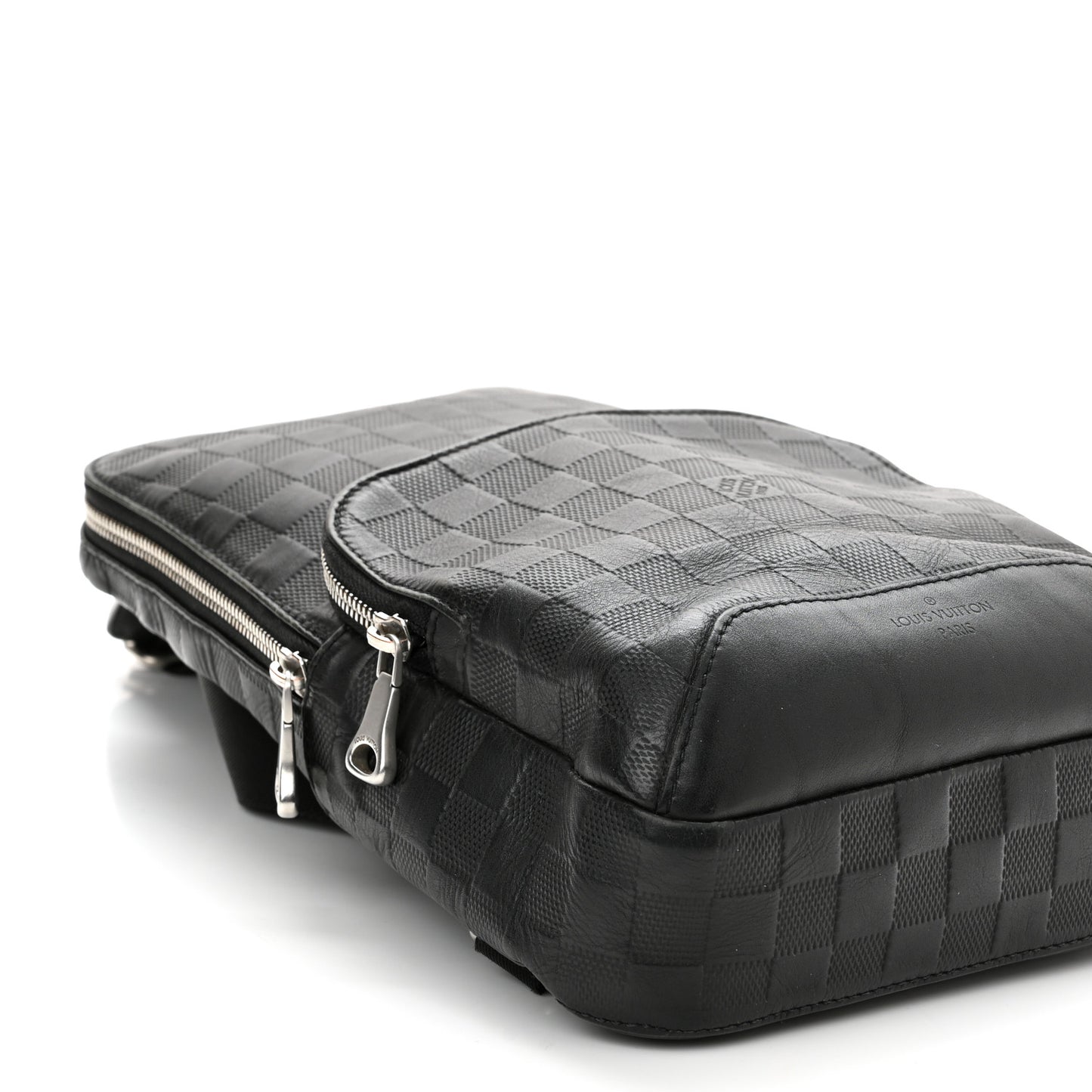 Damier Infini Avenue Sling Bag Onyx