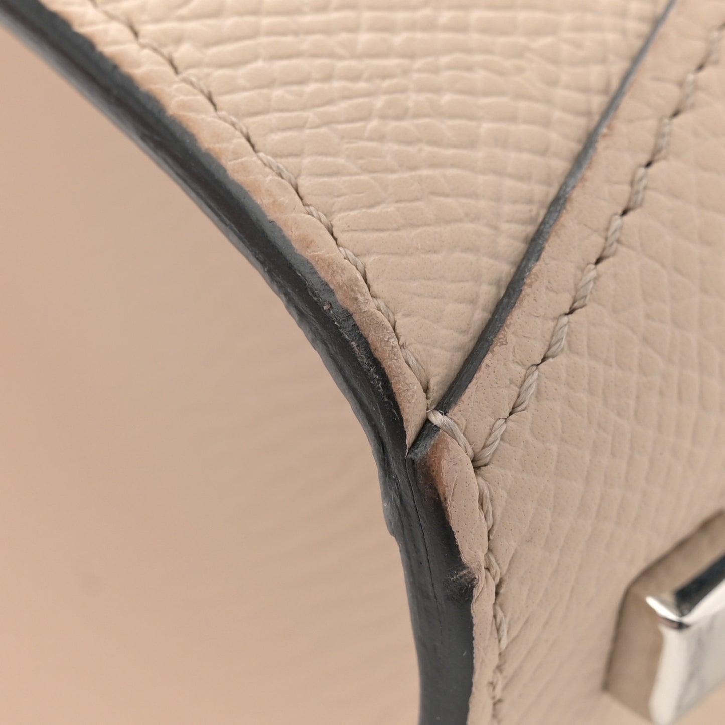 Carat Calfskin Gabrielle BB Powder