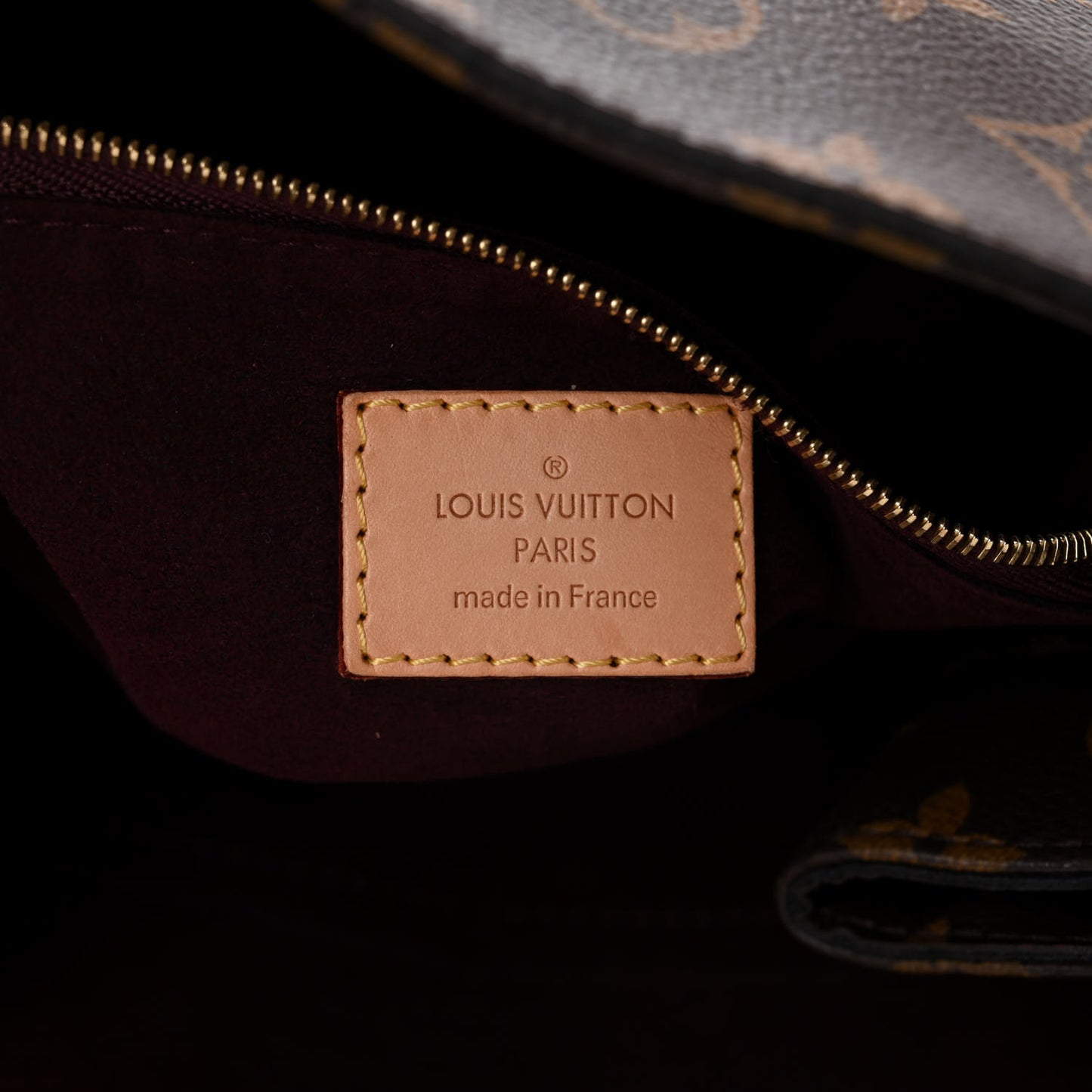Monogram Voltaire