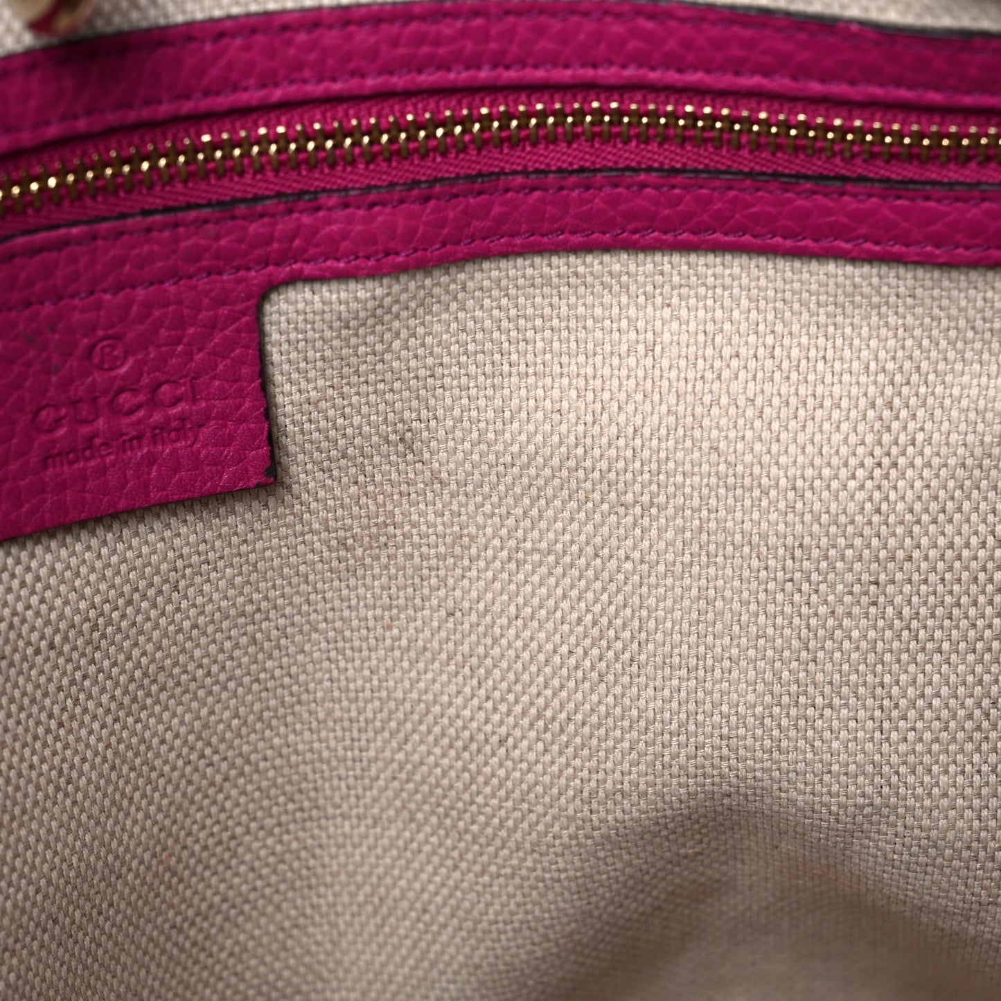 Cellarius Calfskin Medium Soho Chain Shoulder Bag Bright Bouganville