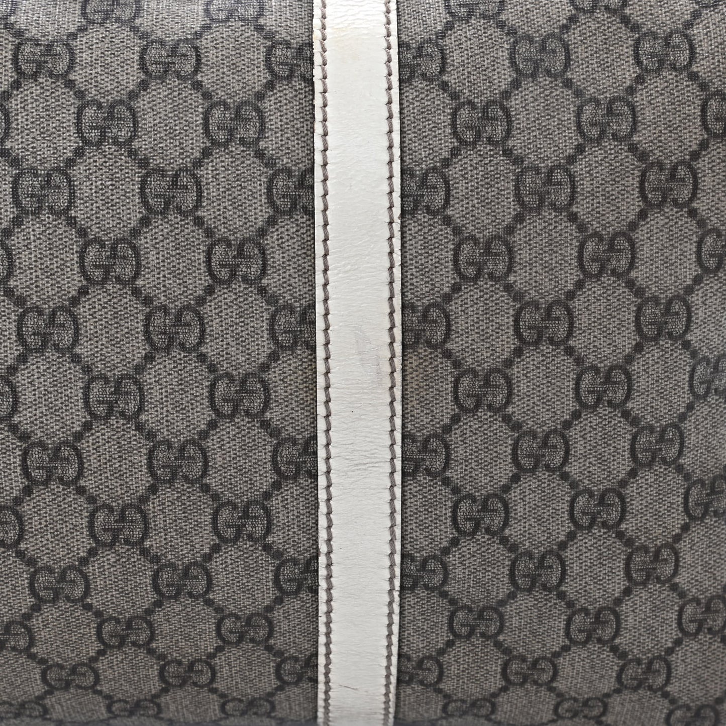 GG Plus Monogram Medium Joy Boston Off White