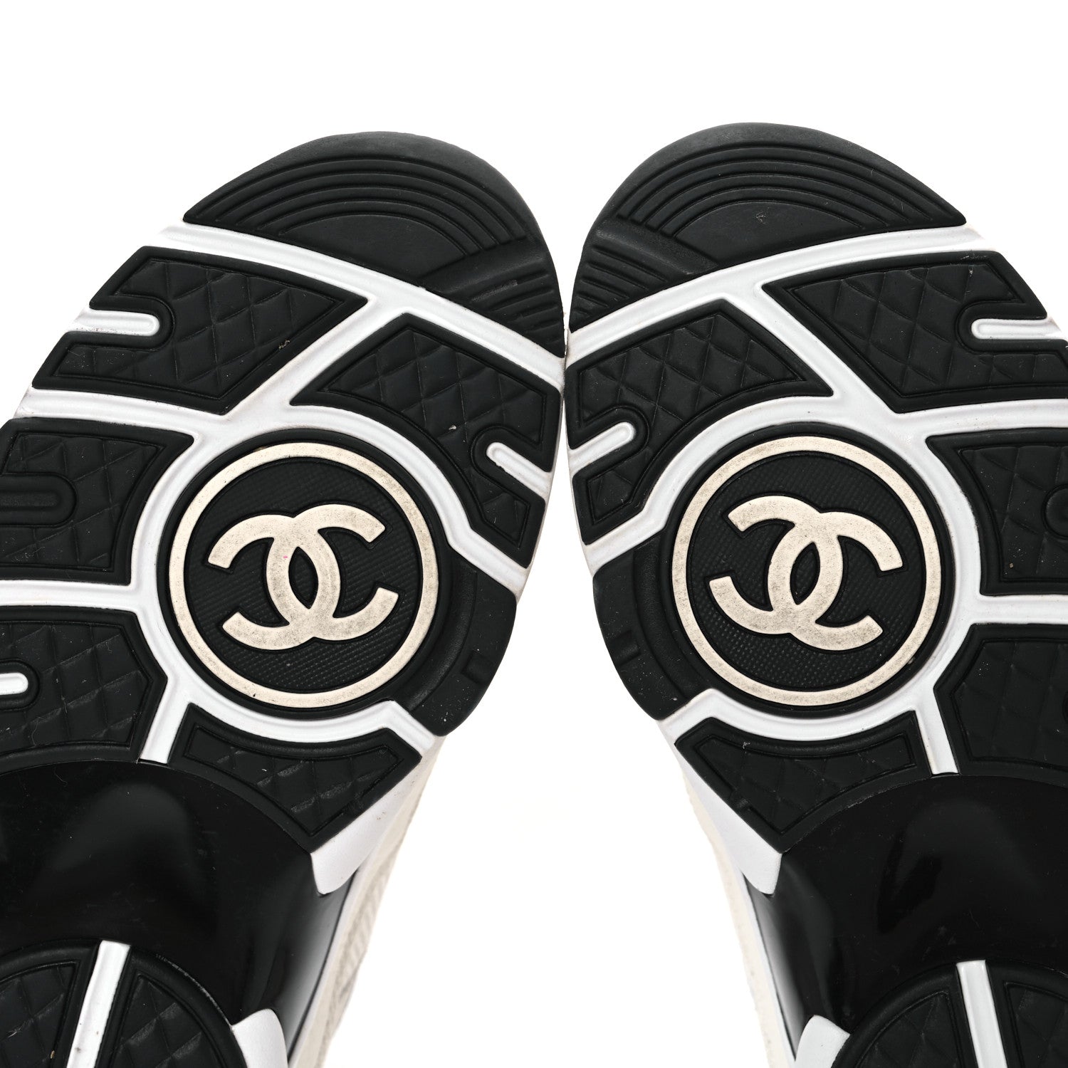 Chanel Mesh Suede Calfskin Grained Calfskin Womens CC Sneakers  36 White Black 7 of 10