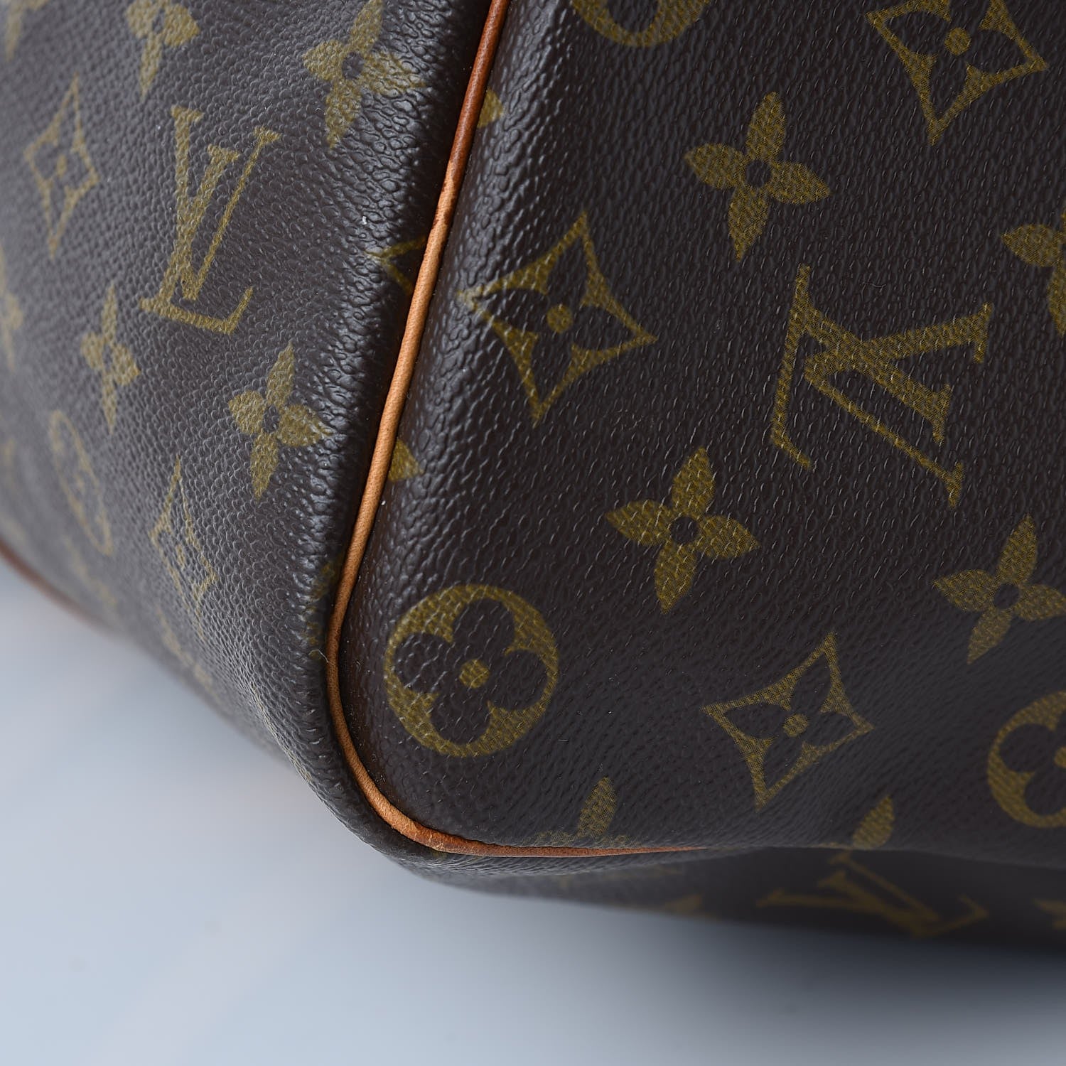 Louis Vuitton Monogram Keepall 45 21 of 21