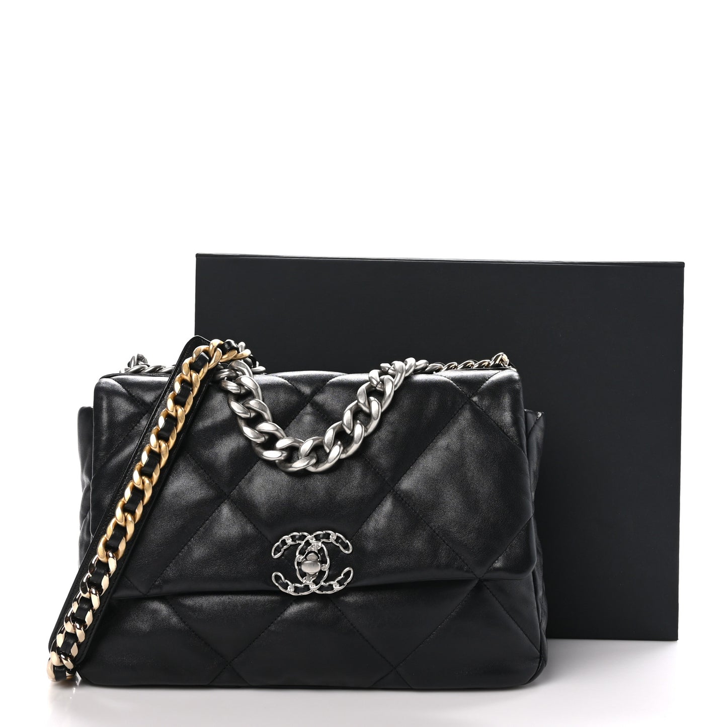 Lambskin Quilted Maxi Chanel 19 Flap Black