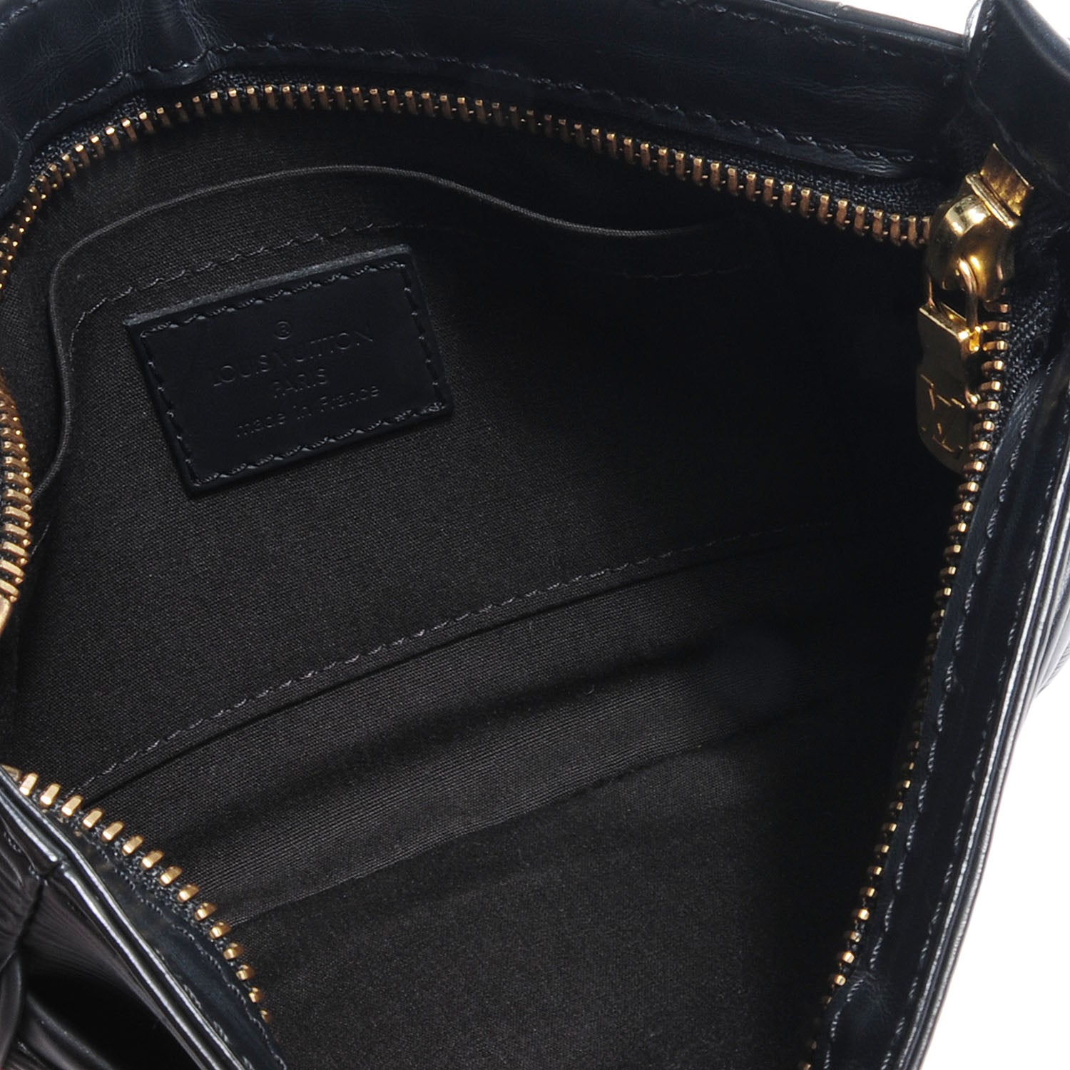 Louis Vuitton Epi Sarvanga Black 5 of 9