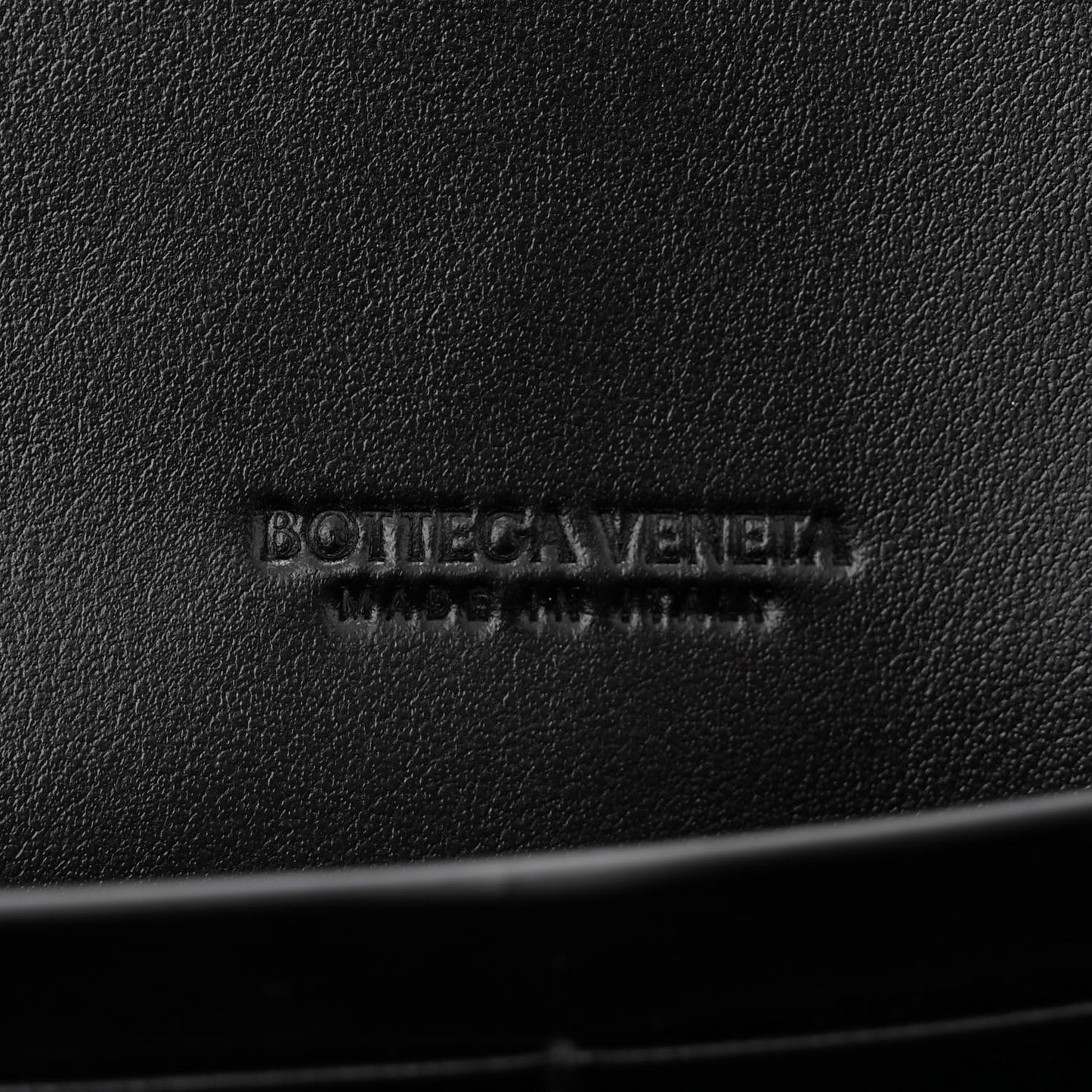 BOTTEGA VENETA Nappa Intrecciato Long Andiamo Top Handle Clutch Black
