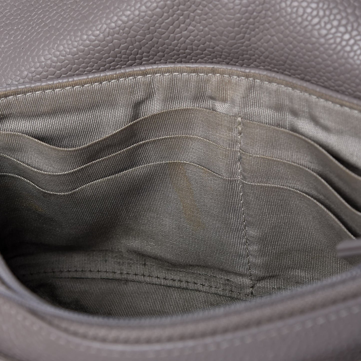 Caviar Half Moon Wallet On Chain WOC Light Grey