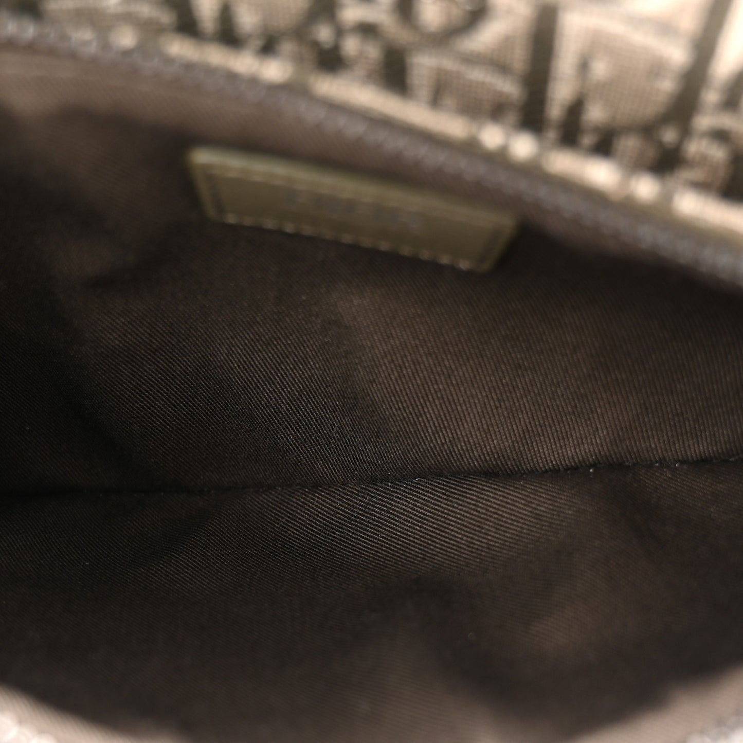 Oblique Saddle Triple Pouch Green
