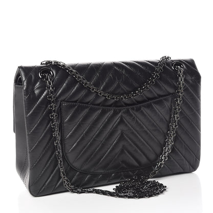 Chanel Aged Calfskin Chevron Quilted 2.55 Reissue 226 So Black 3 of 11