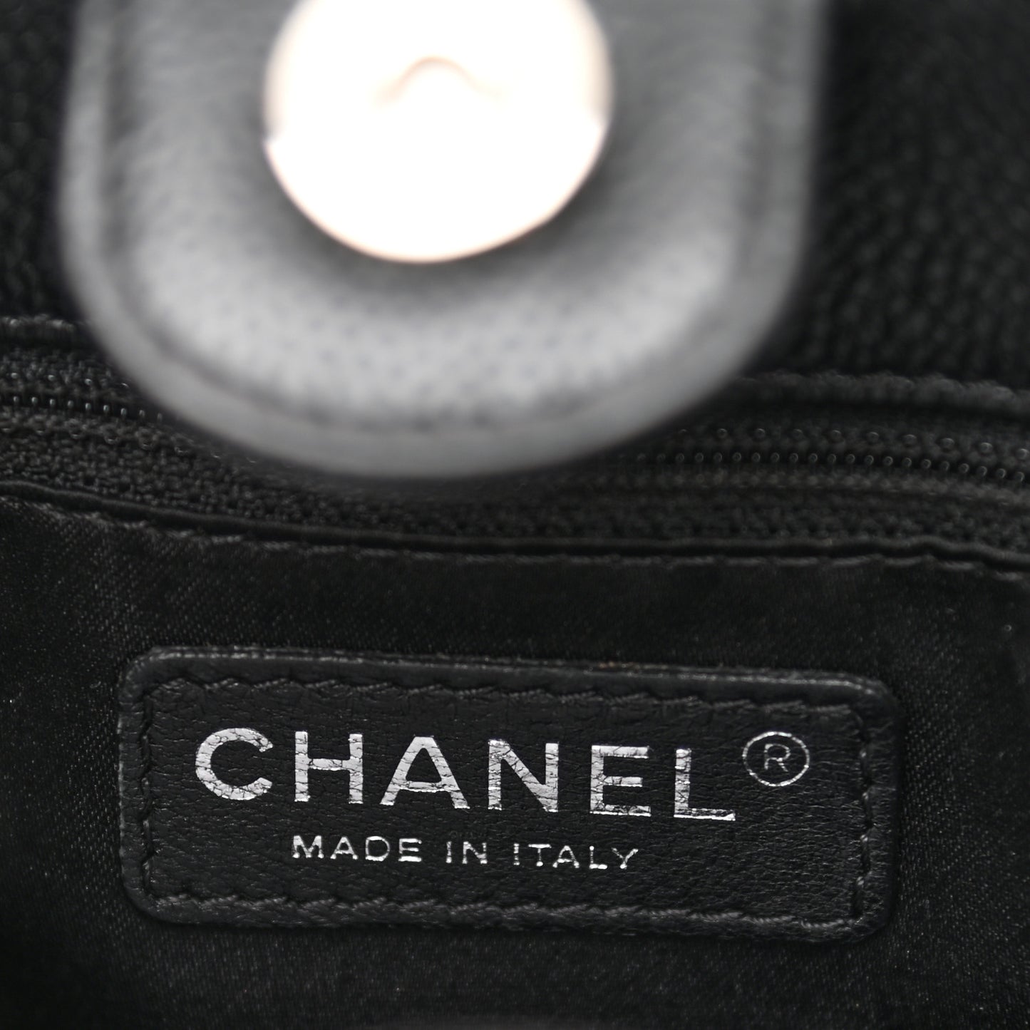 Caviar Quilted Petit Shopping Tote PST Black