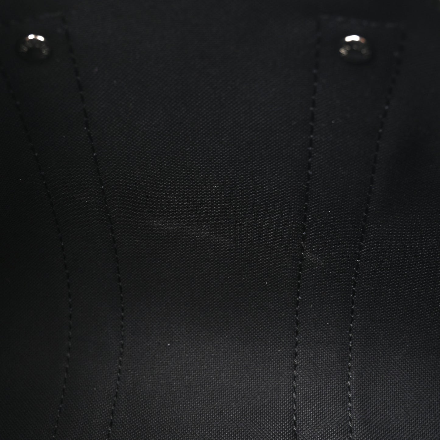Reverse Monogram Eclipse Keepall Bandouliere 25