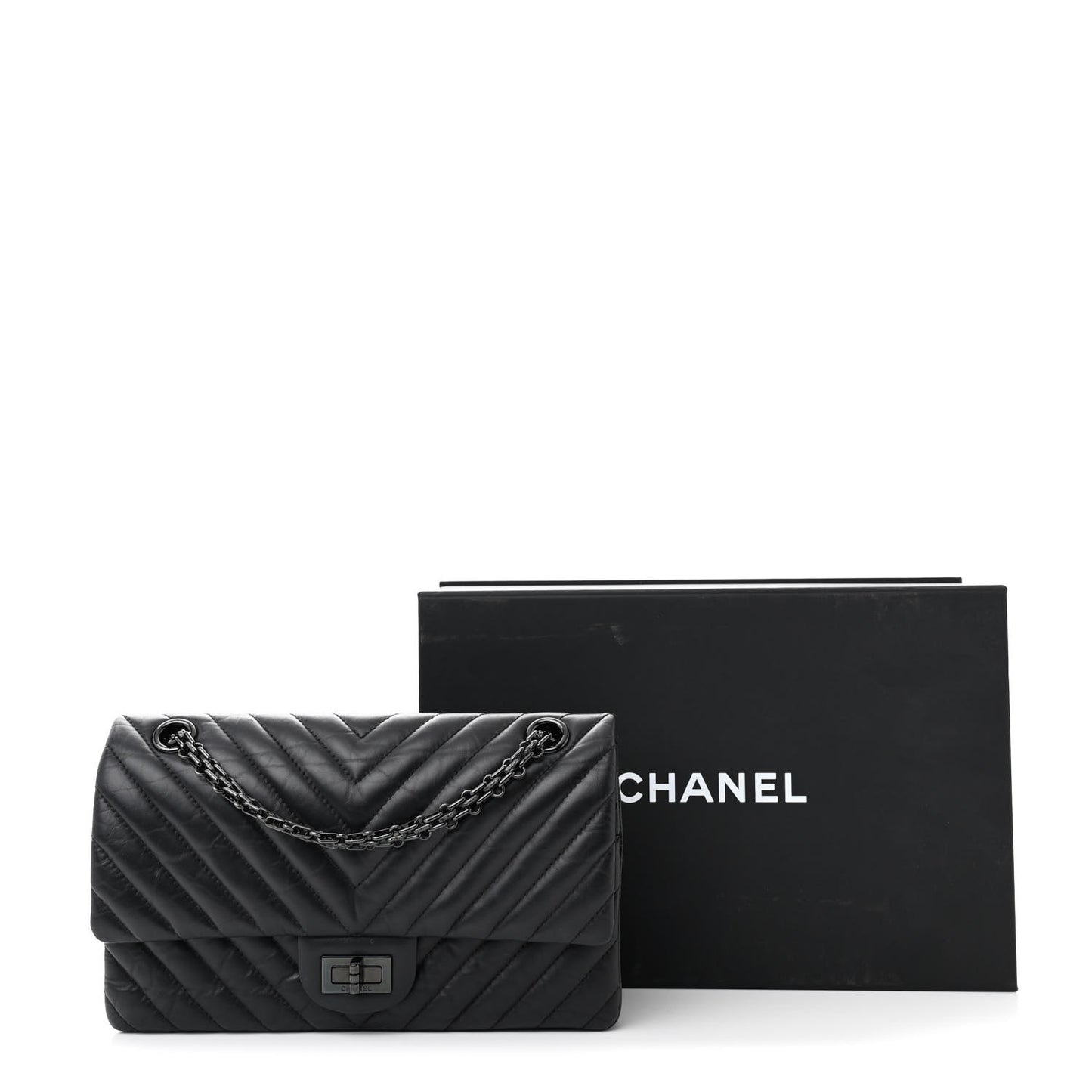 Aged Calfskin Chevron Quilted 2.55 Reissue 225 Flap So Black