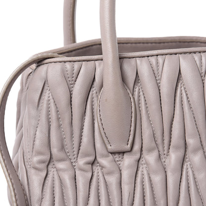 Miu Miu Nappa Matelasse Tote Pomice 11 of 15