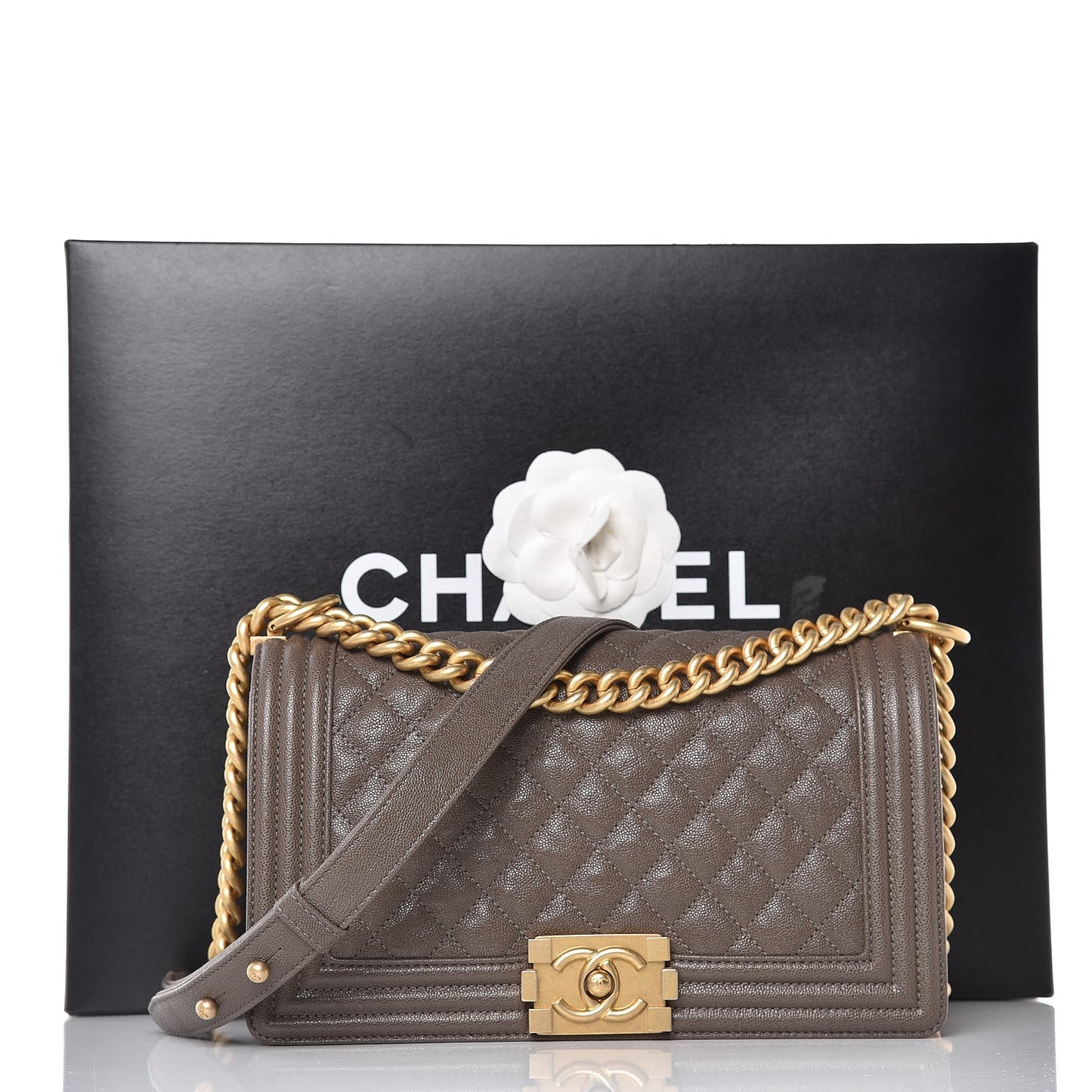 Caviar Quilted Medium Boy Flap Khaki