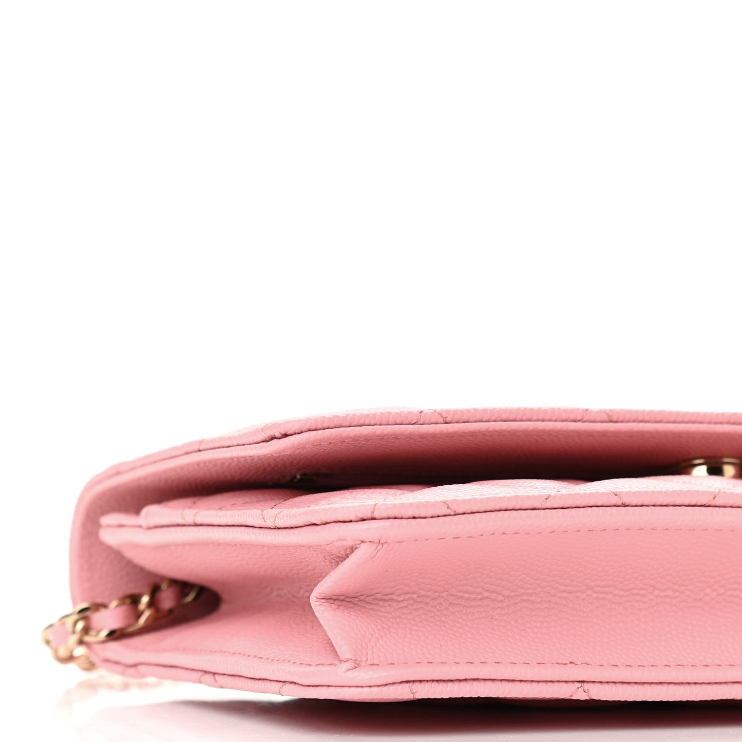 Caviar Quilted Wallet on Chain WOC Light Pink