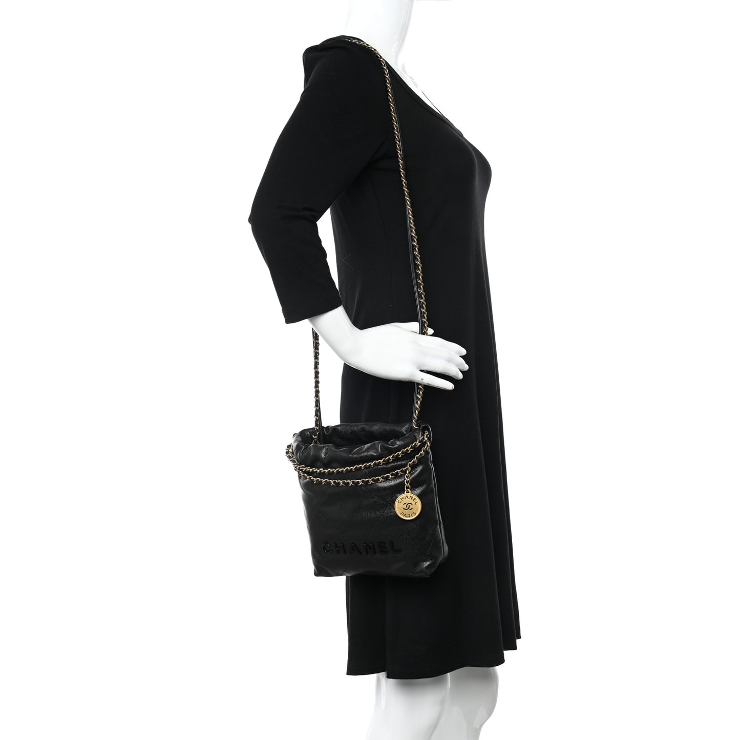 Shiny Caviar Quilted Monochrome Mini Chanel 22 Black