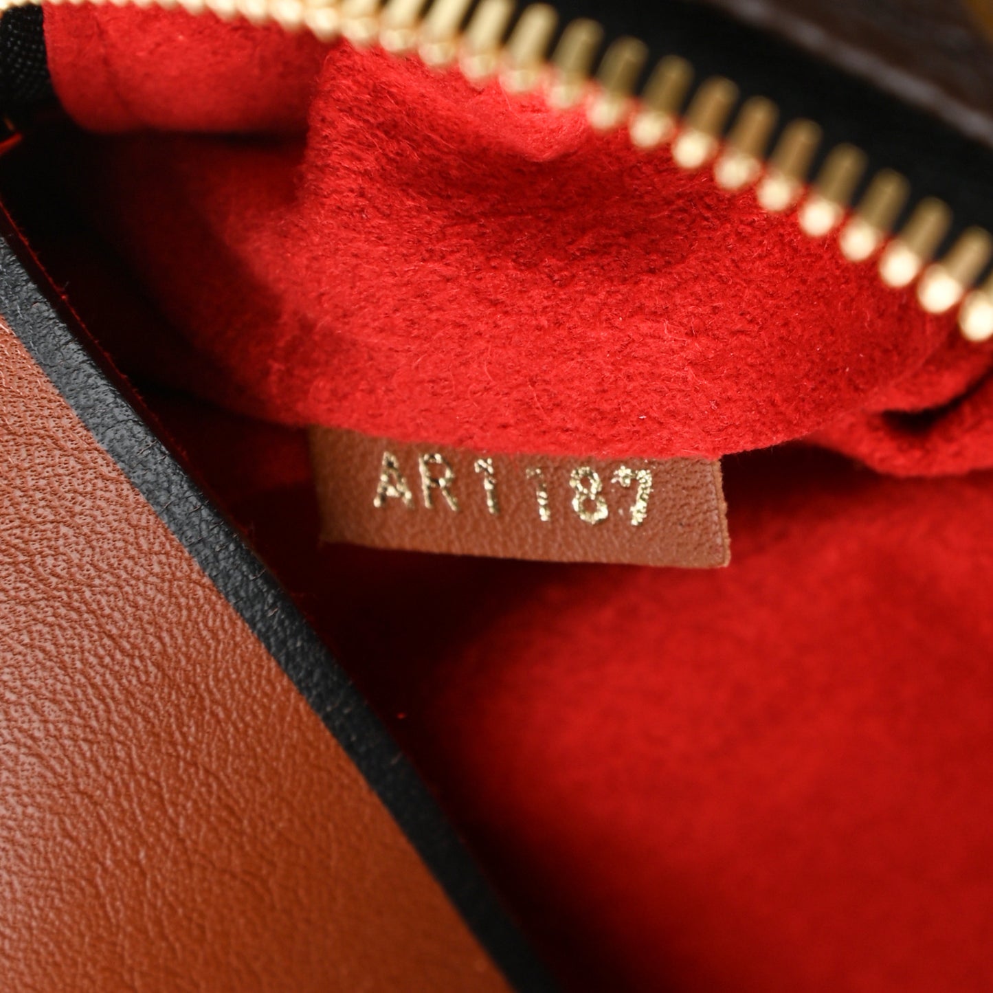 Monogram Tuileries Hobo Caramel