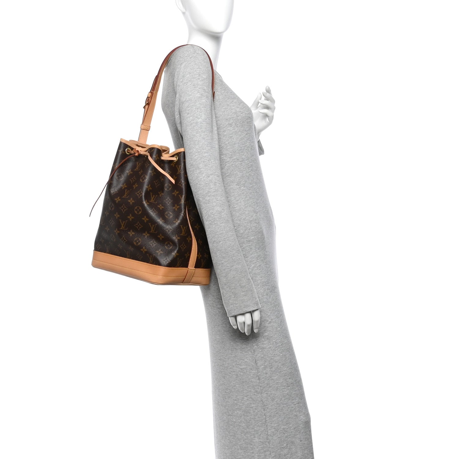 Louis Vuitton Monogram Noe 2 of 10