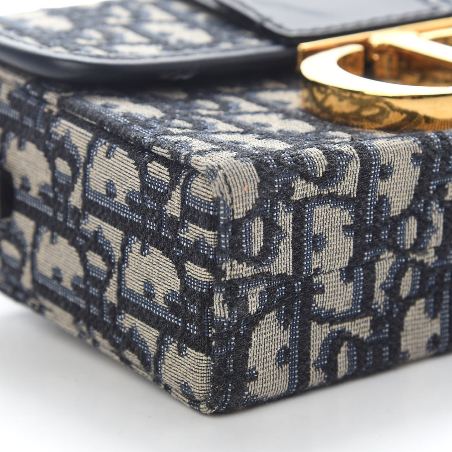 Oblique 30 Montaigne Box Bag Blue