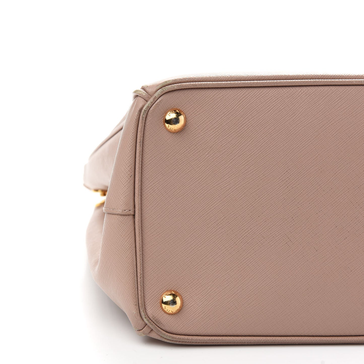 Saffiano Medium Galleria Double Zip Tote Cammeo