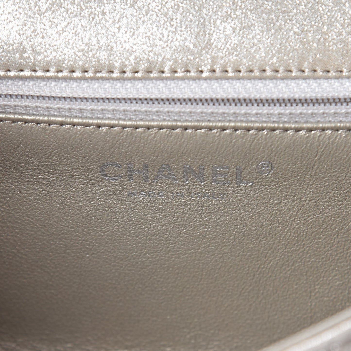 Iridescent Calfskin Quilted Large Roll 2.55 Reissue Clutch Light Gold