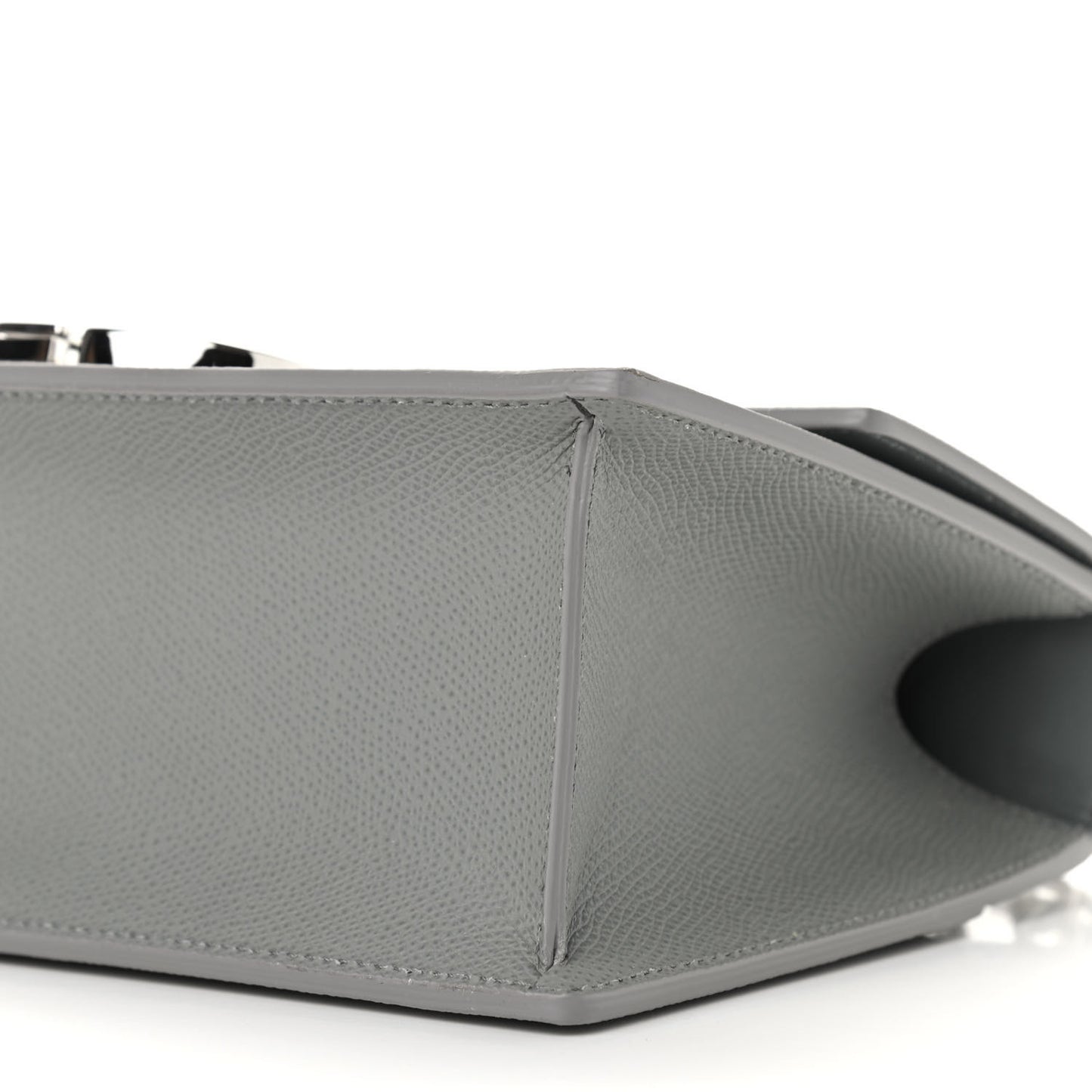 Grained Calfskin 30 Montaigne Chain Flap Bag Grey