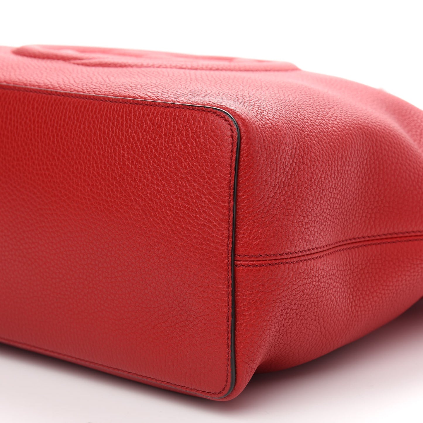 Pebbled Calfskin Large Soho Hobo Tabasco Red