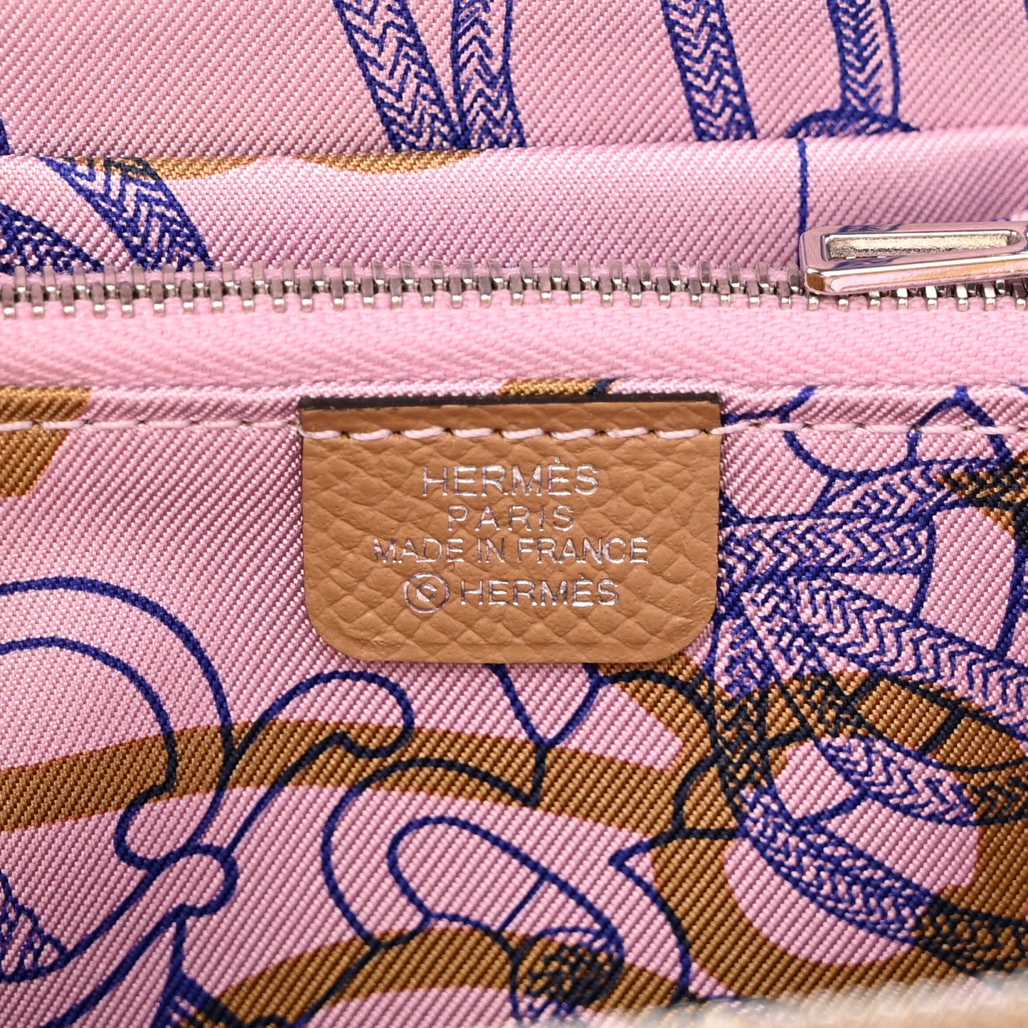 Epsom Silk'in Compact Wallet Chai