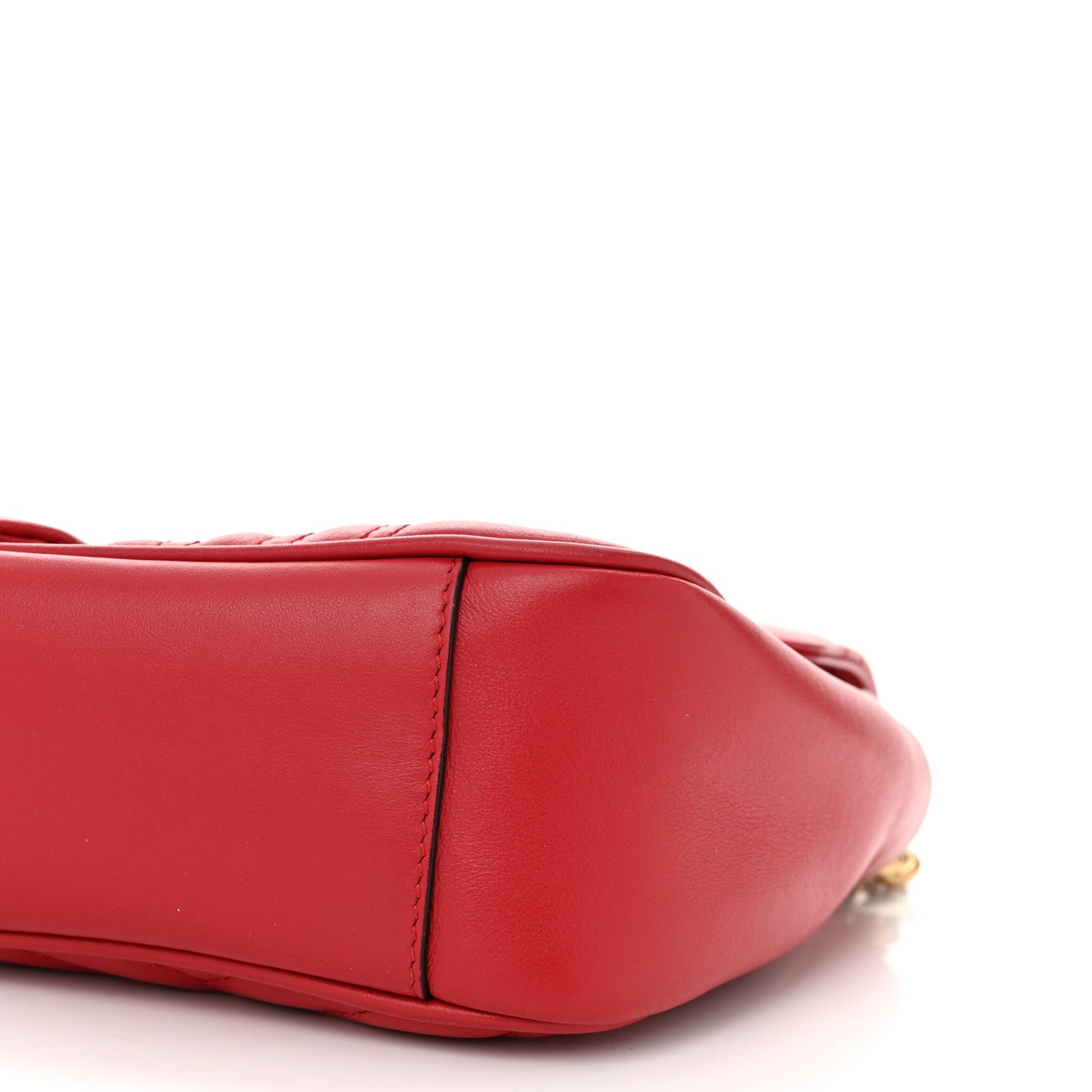 Calfskin Matelasse Small GG Marmont Shoulder Bag Hibiscus Red